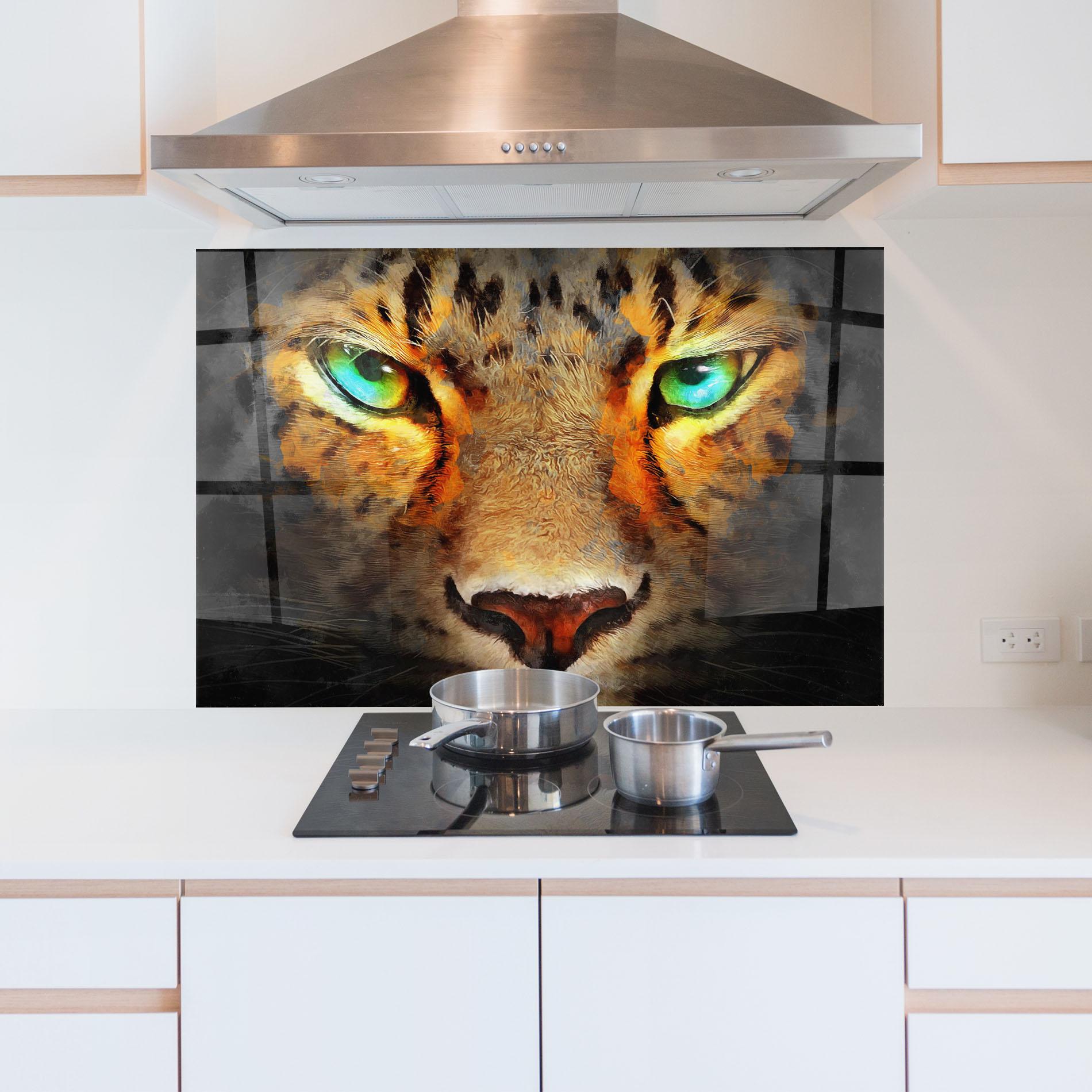 Küchenrückwand Glas Tiger Eyes mockup 5