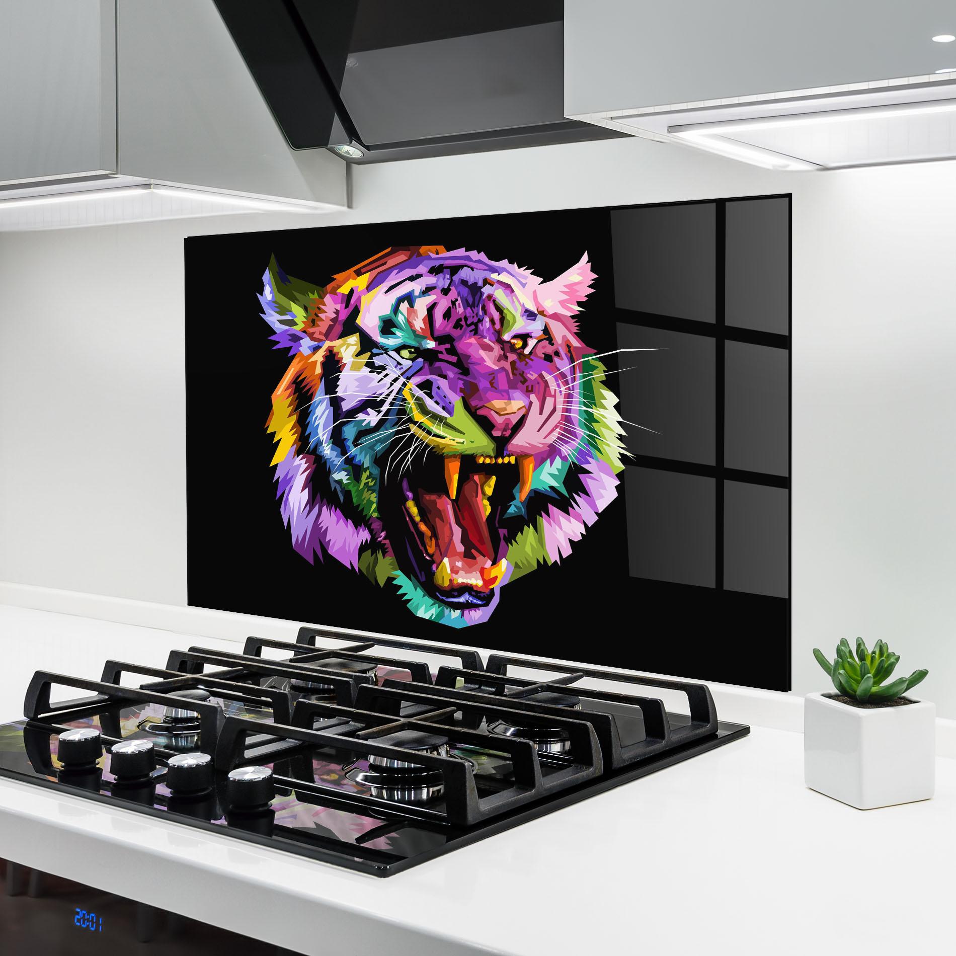 Küchenrückwand Glas Tiger On Black mockup 6