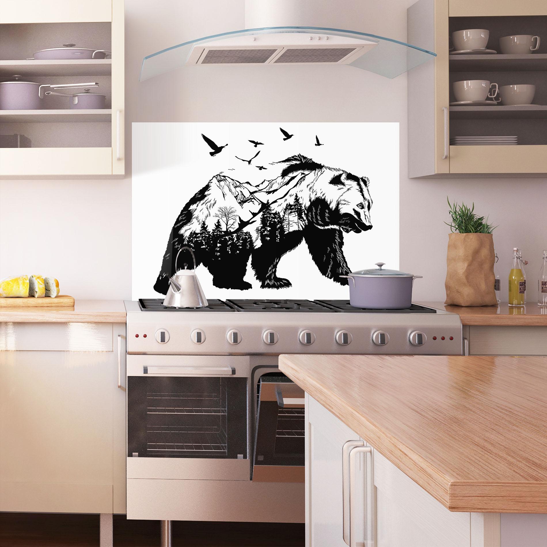 Küchenrückwand Glas Mountain Bear mockup 1