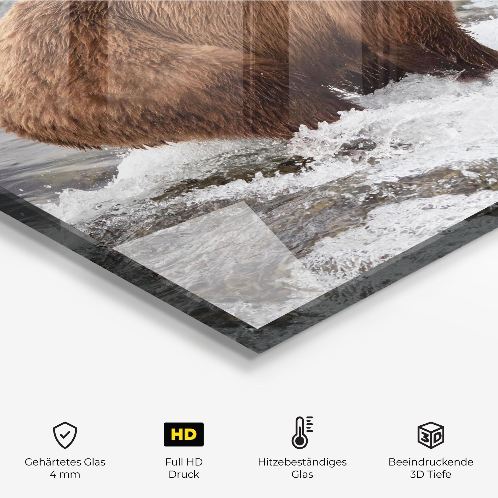 Küchenrückwand Glas Bear Hunting mockup 2