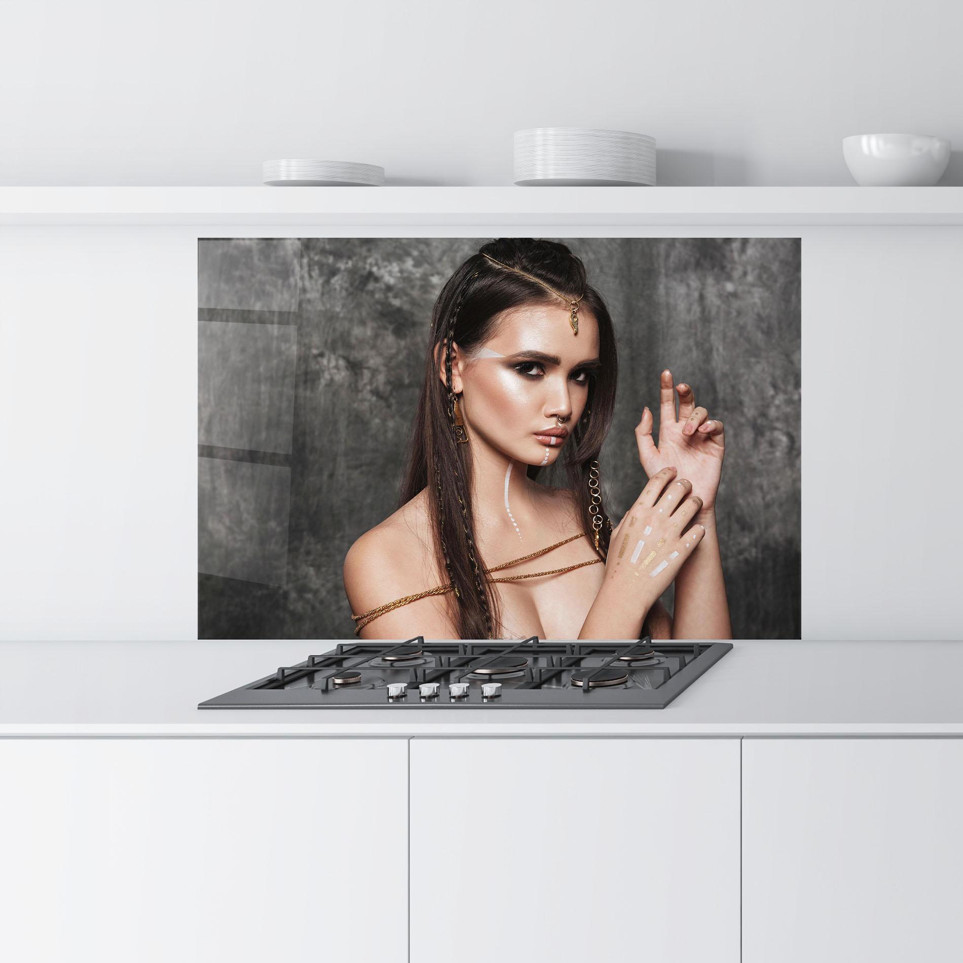 Küchenrückwand Glas Gold Hair Accessory mockup 9