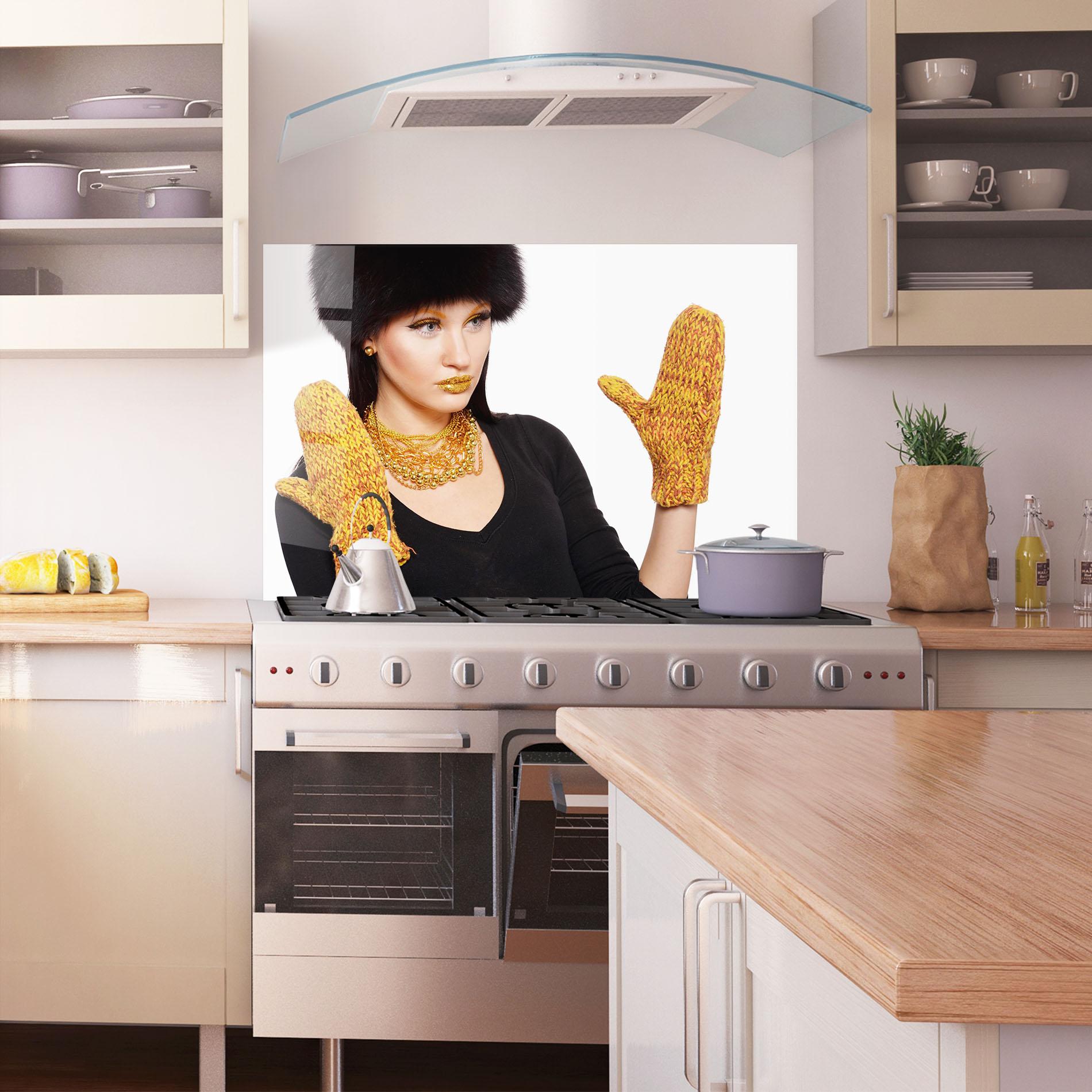 Küchenrückwand Glas Gold Accessories mockup 1