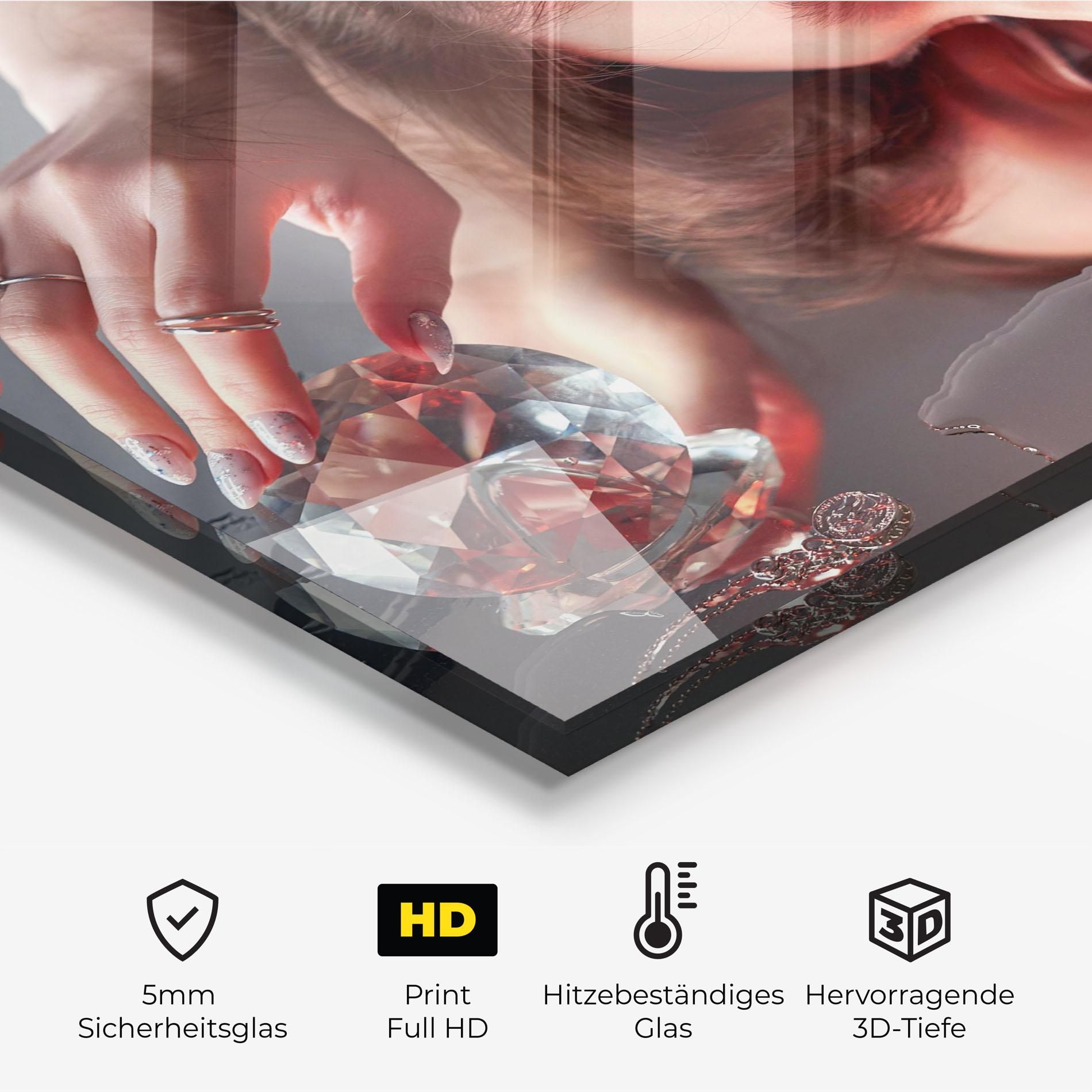 Big Diamond Hand mockup 2