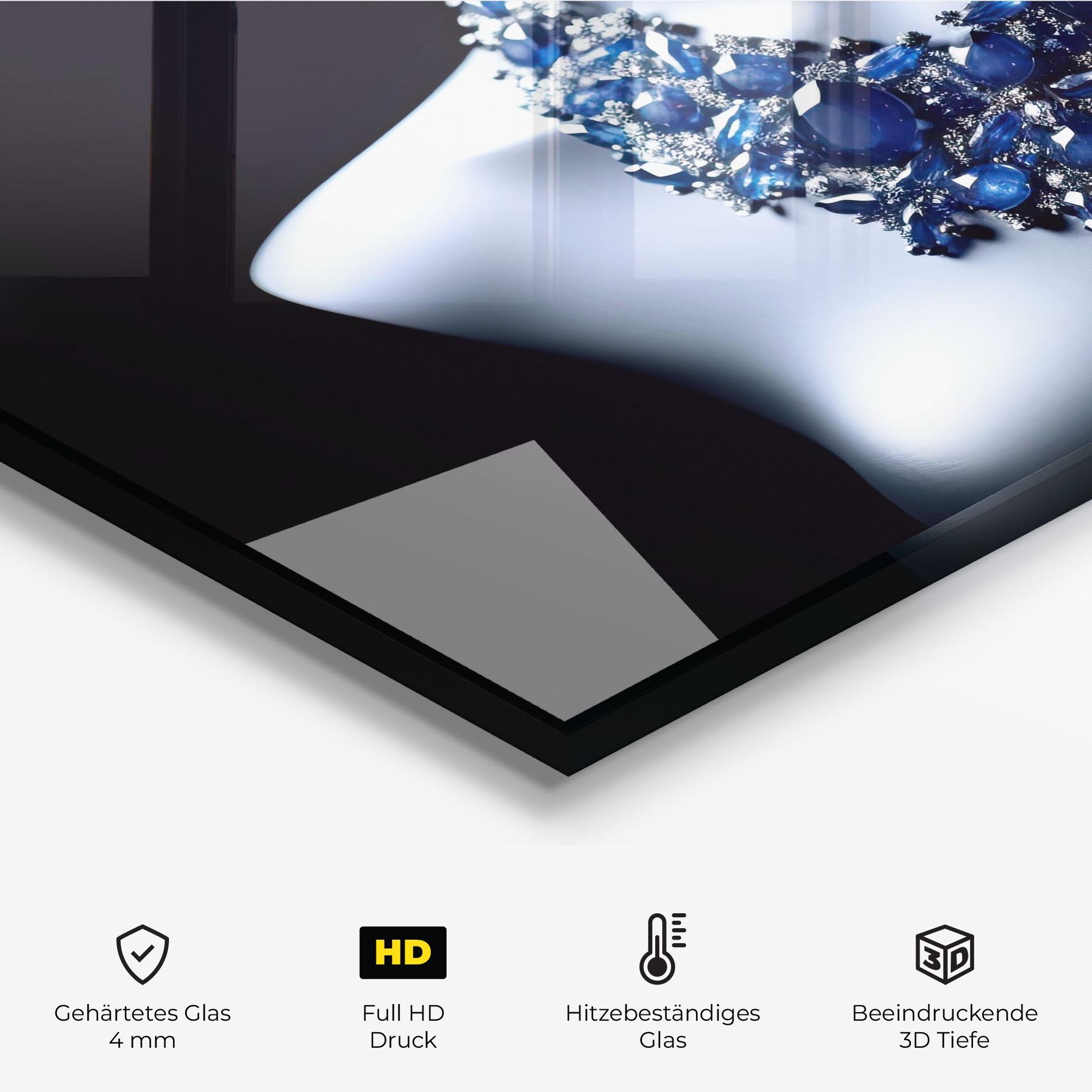 Küchenrückwand Glas Blue Diamonds Necklace mockup 2