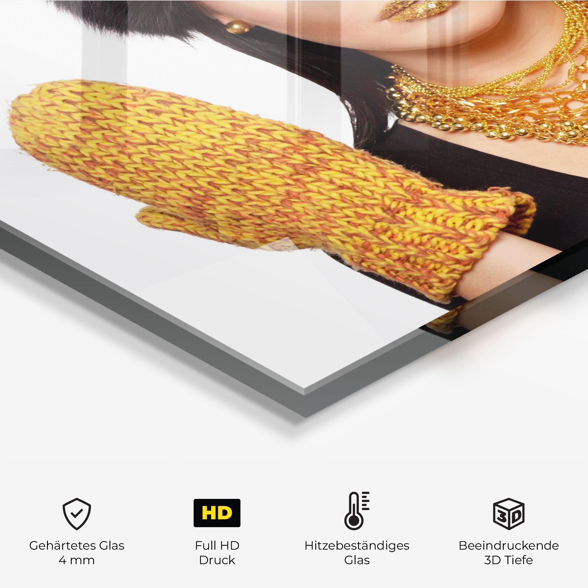 Küchenrückwand Glas Iteresting Gold Accessories mockup 2