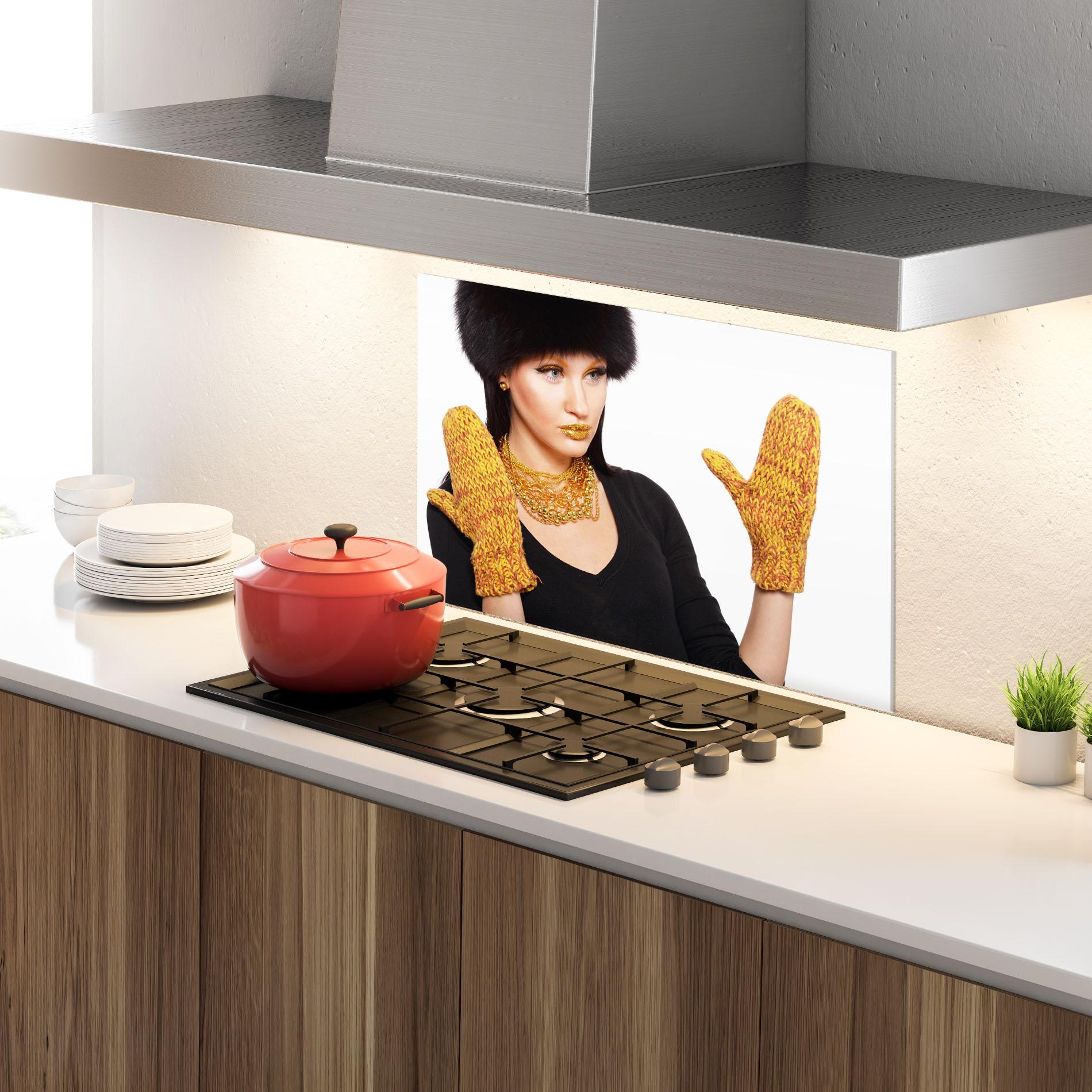 Küchenrückwand Glas Gold Accessories mockup 4