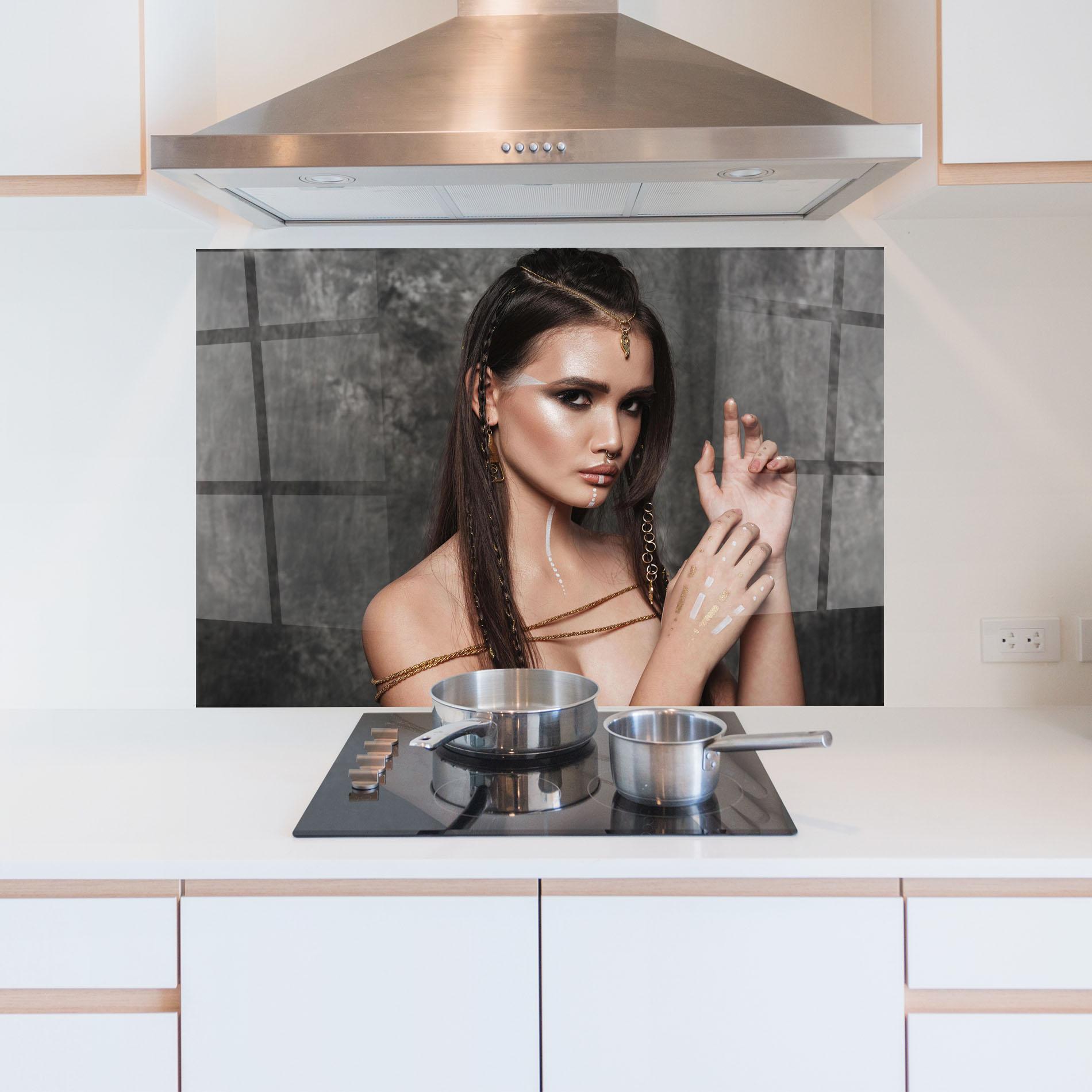 Küchenrückwand Glas Gold Hair Accessory mockup 5