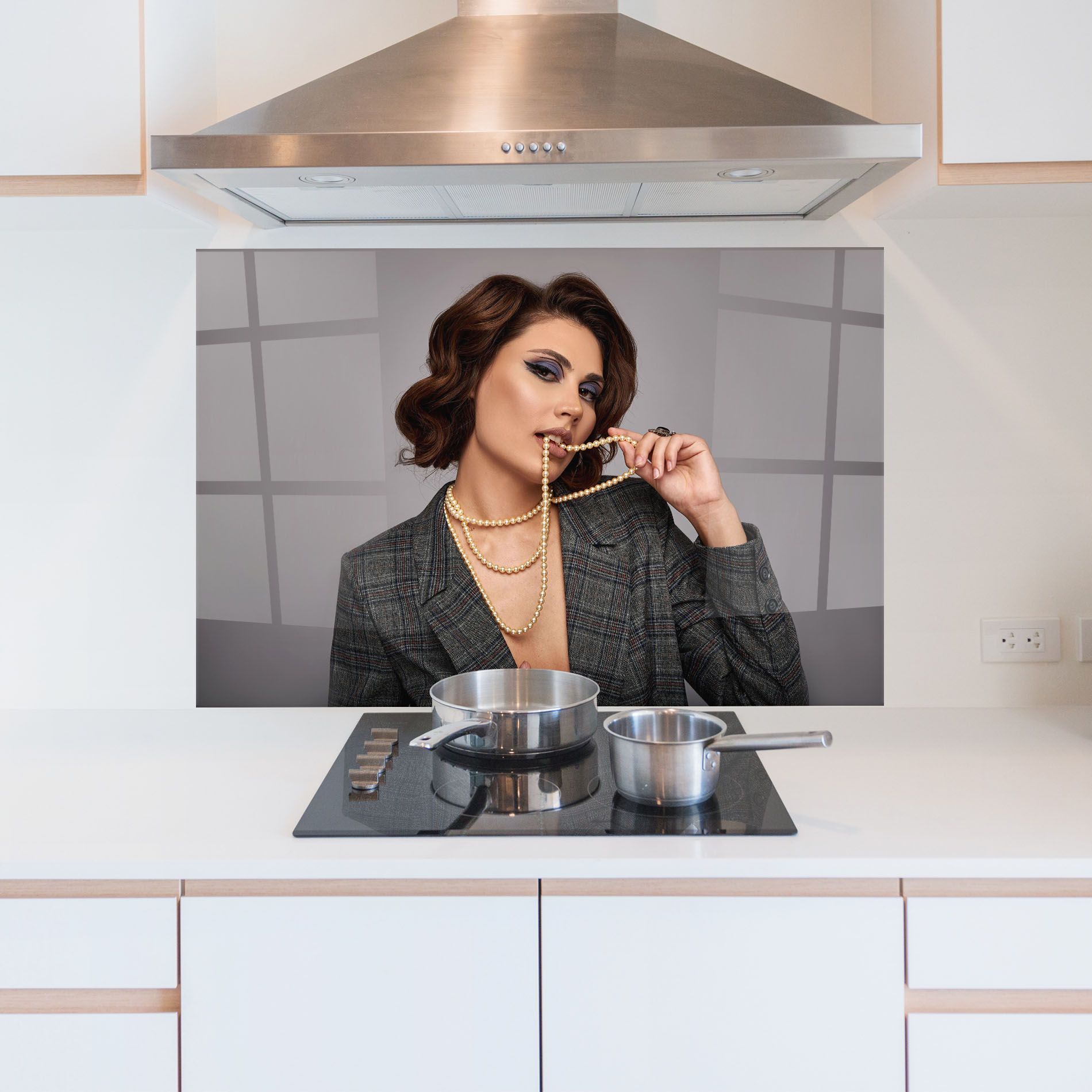 Gold Pearls mockup 5