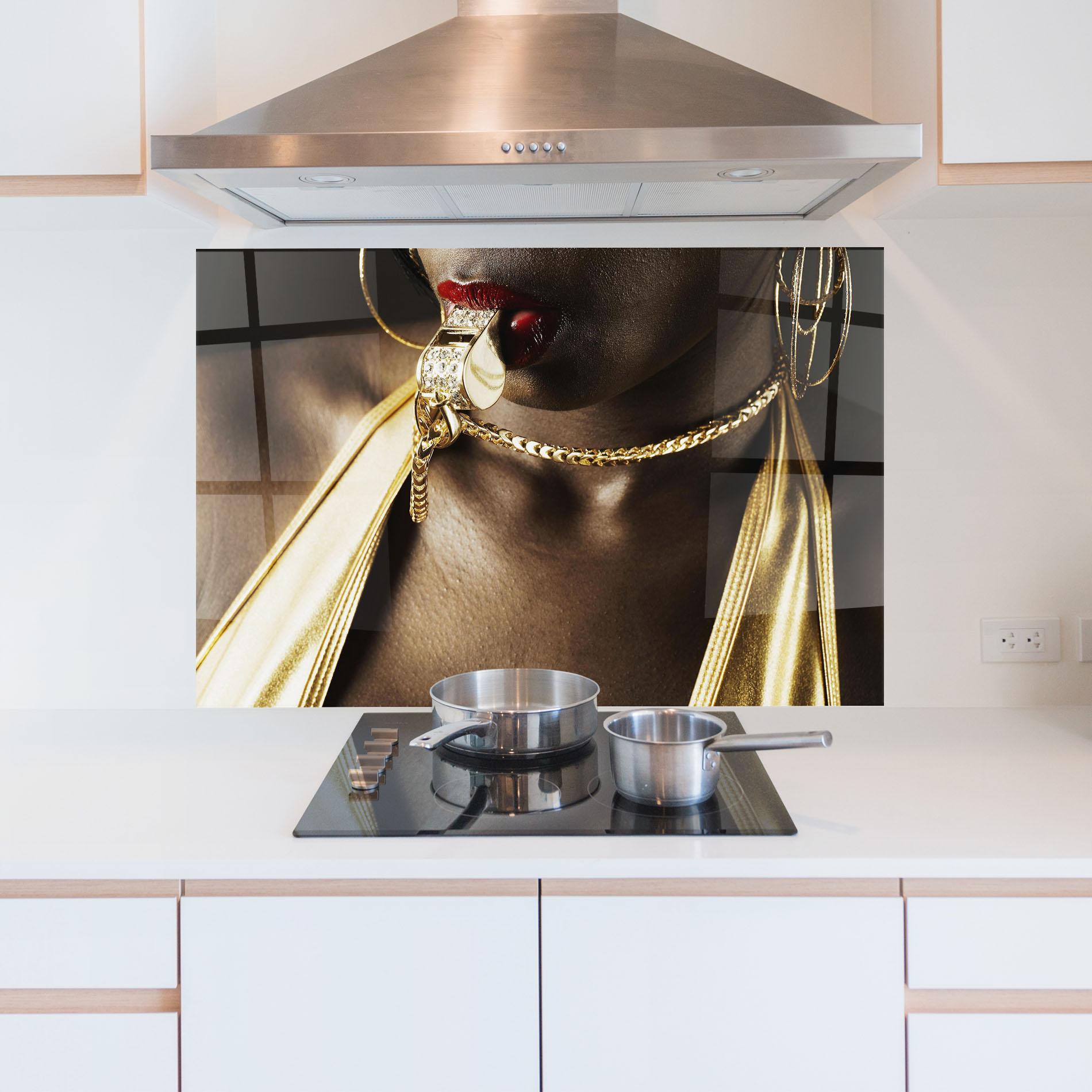 Küchenrückwand Glas Golden Whistle mockup 5