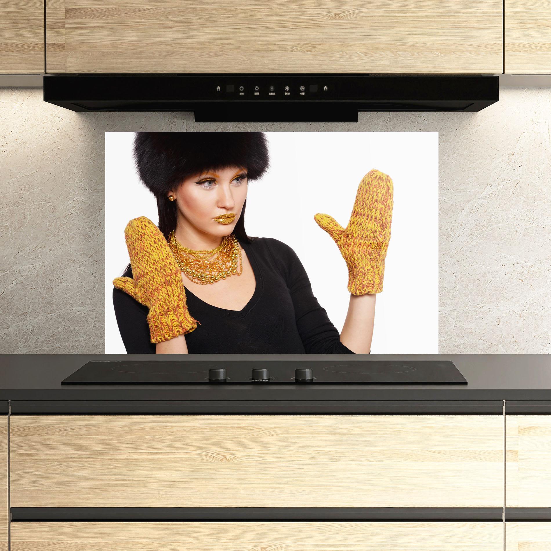 Küchenrückwand Glas Gold Accessories mockup 3