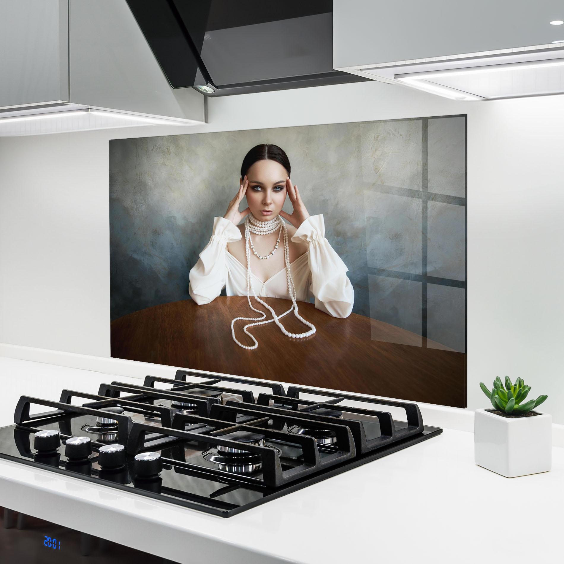 Küchenrückwand Glas Boho Clothing Necklace mockup 6