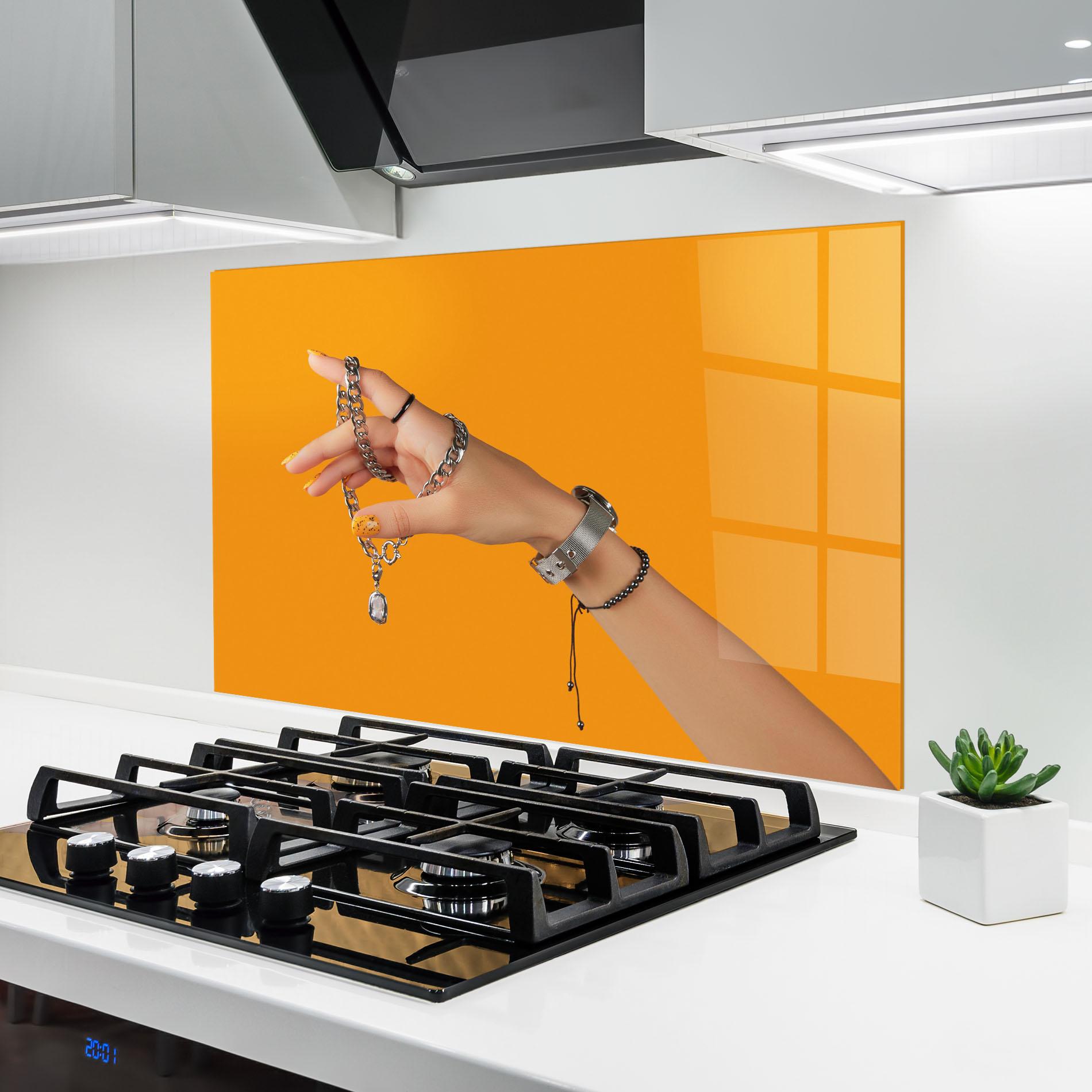 Küchenrückwand Glas Silver Accessory mockup 6