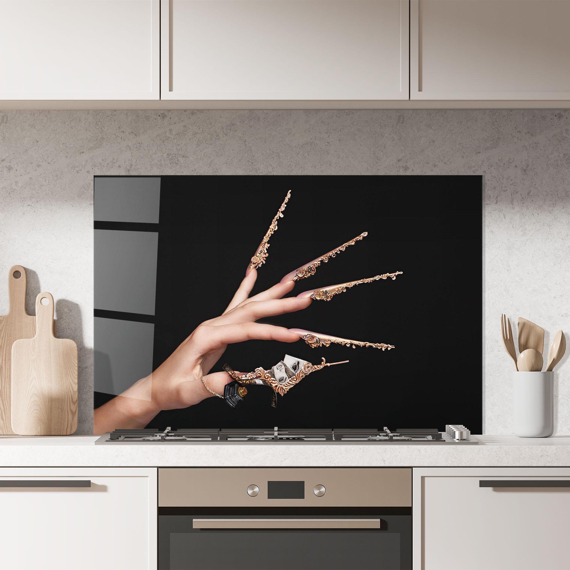 Küchenrückwand Glas Creative Manicure mockup 7