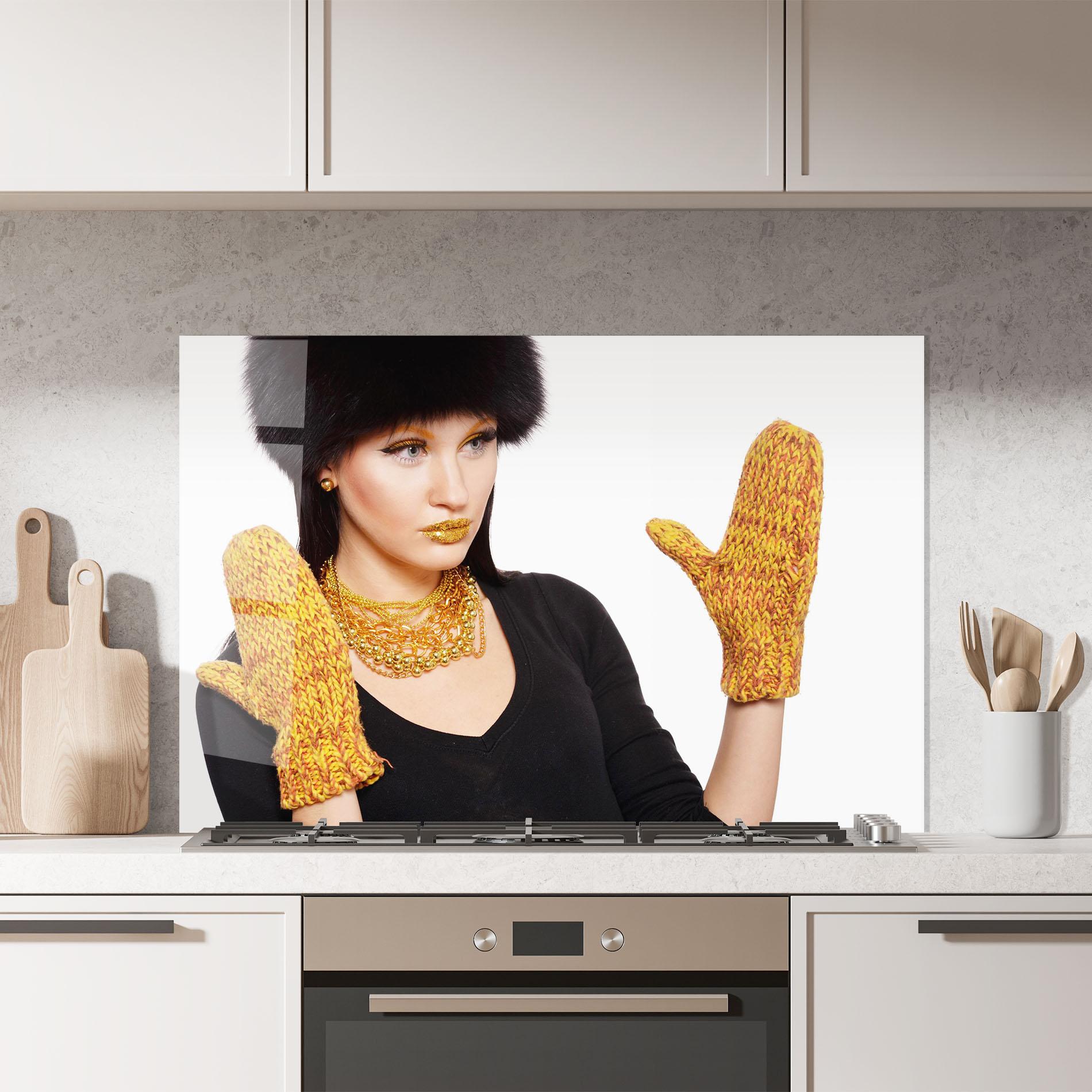 Küchenrückwand Glas Gold Accessories mockup 7