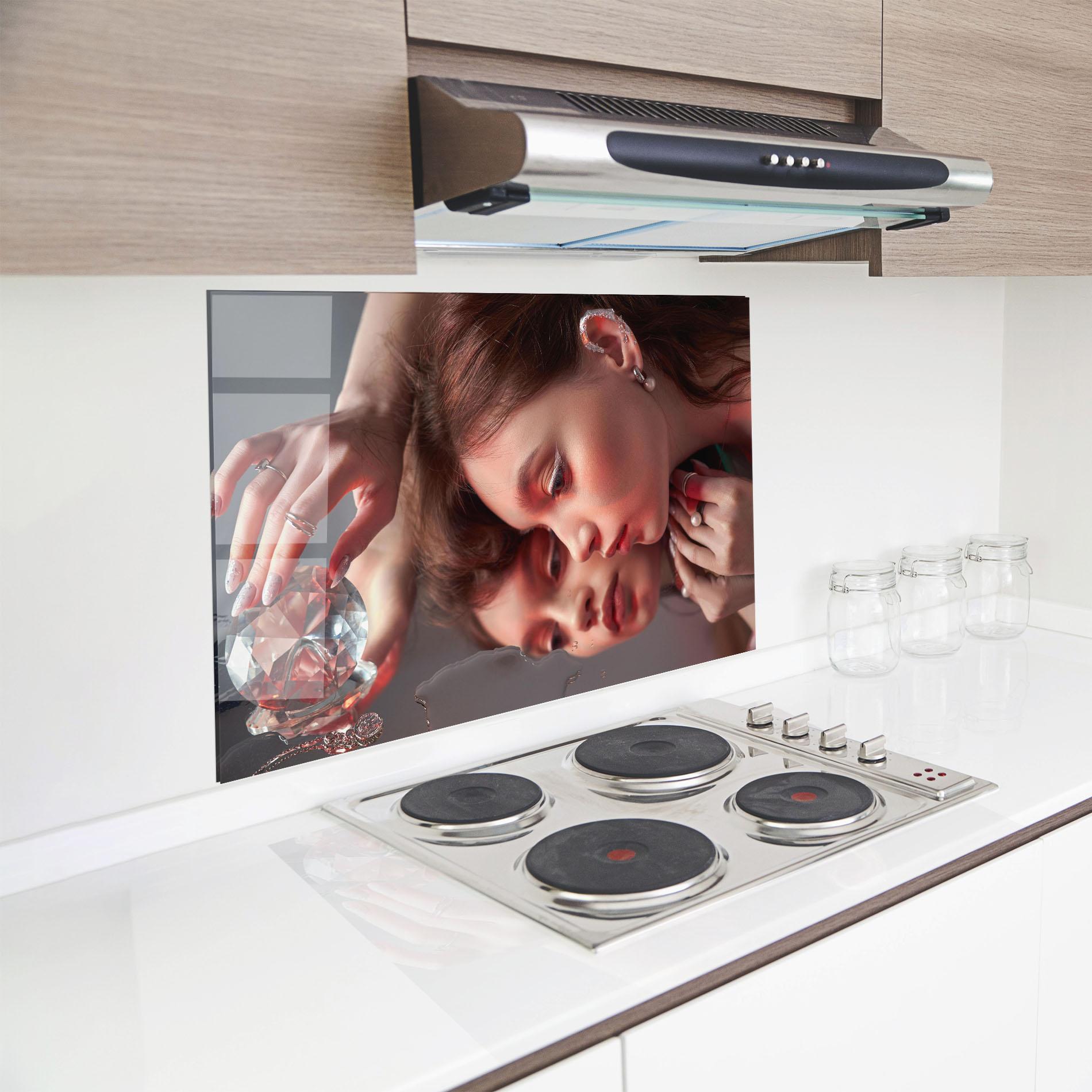 Küchenrückwand Glas Big Diamond Hand mockup 8