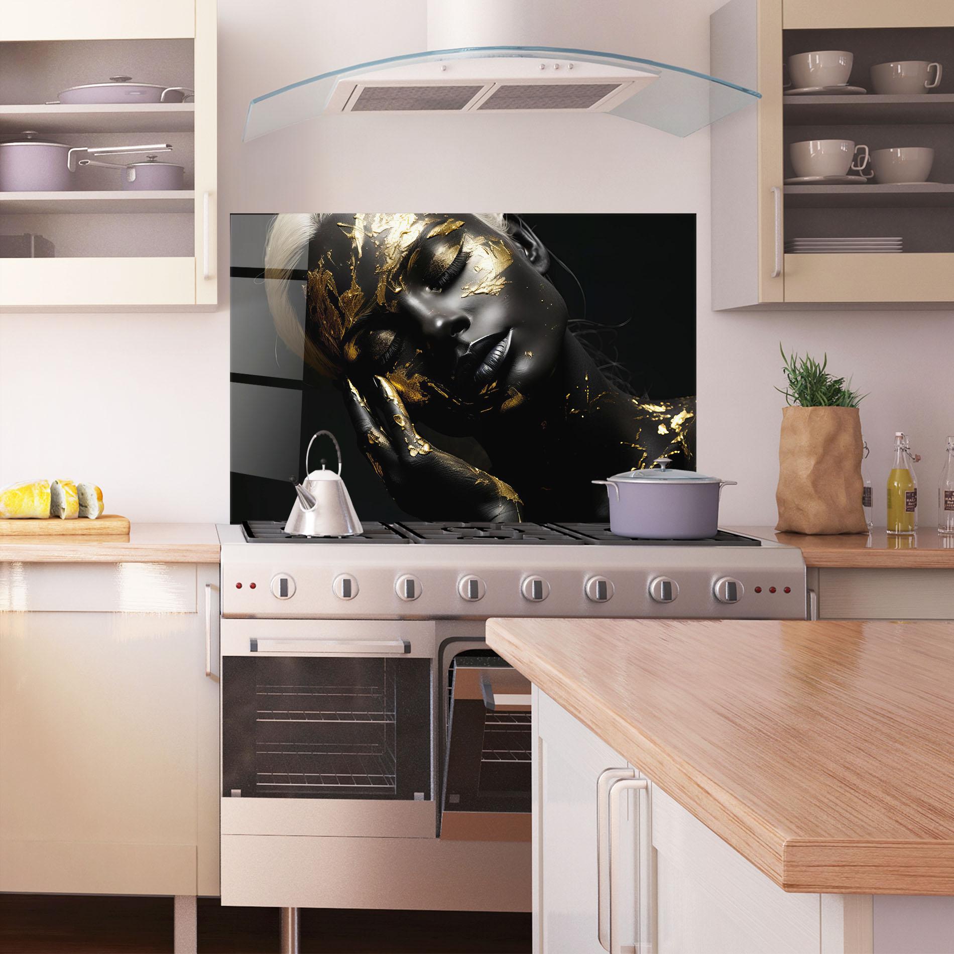 Küchenrückwand Glas Gold Makeup On Black mockup 1
