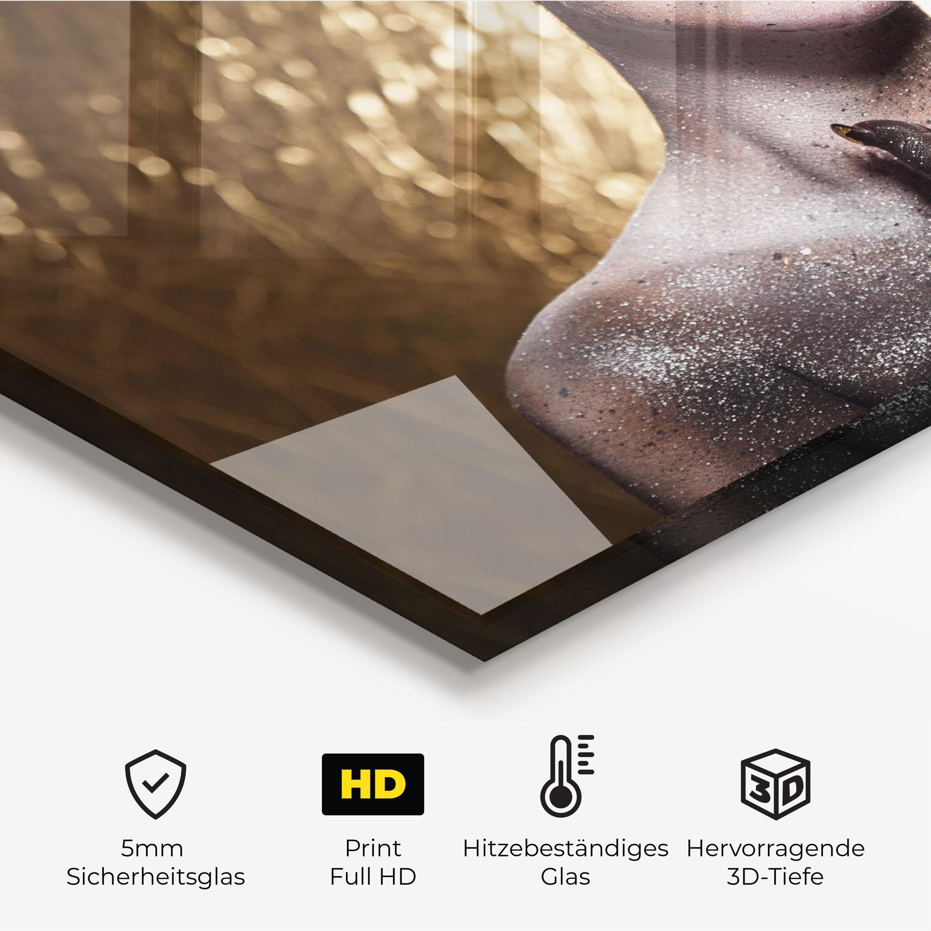 Küchenrückwand Glas Gold Artistic Makeup mockup 2