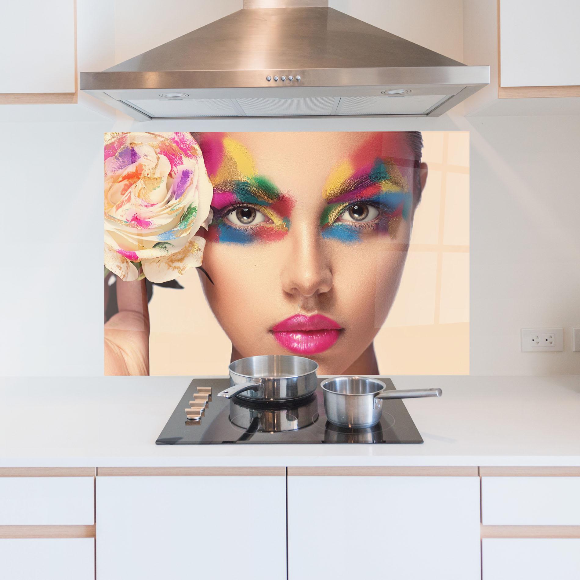 Küchenrückwand Glas Colorful Makeup Girl mockup 5