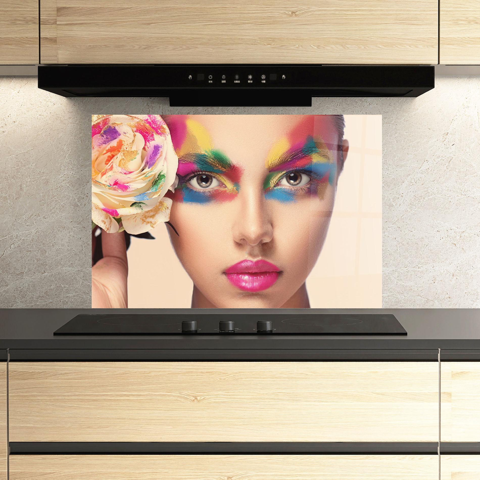 Küchenrückwand Glas Colorful Makeup Girl mockup 3