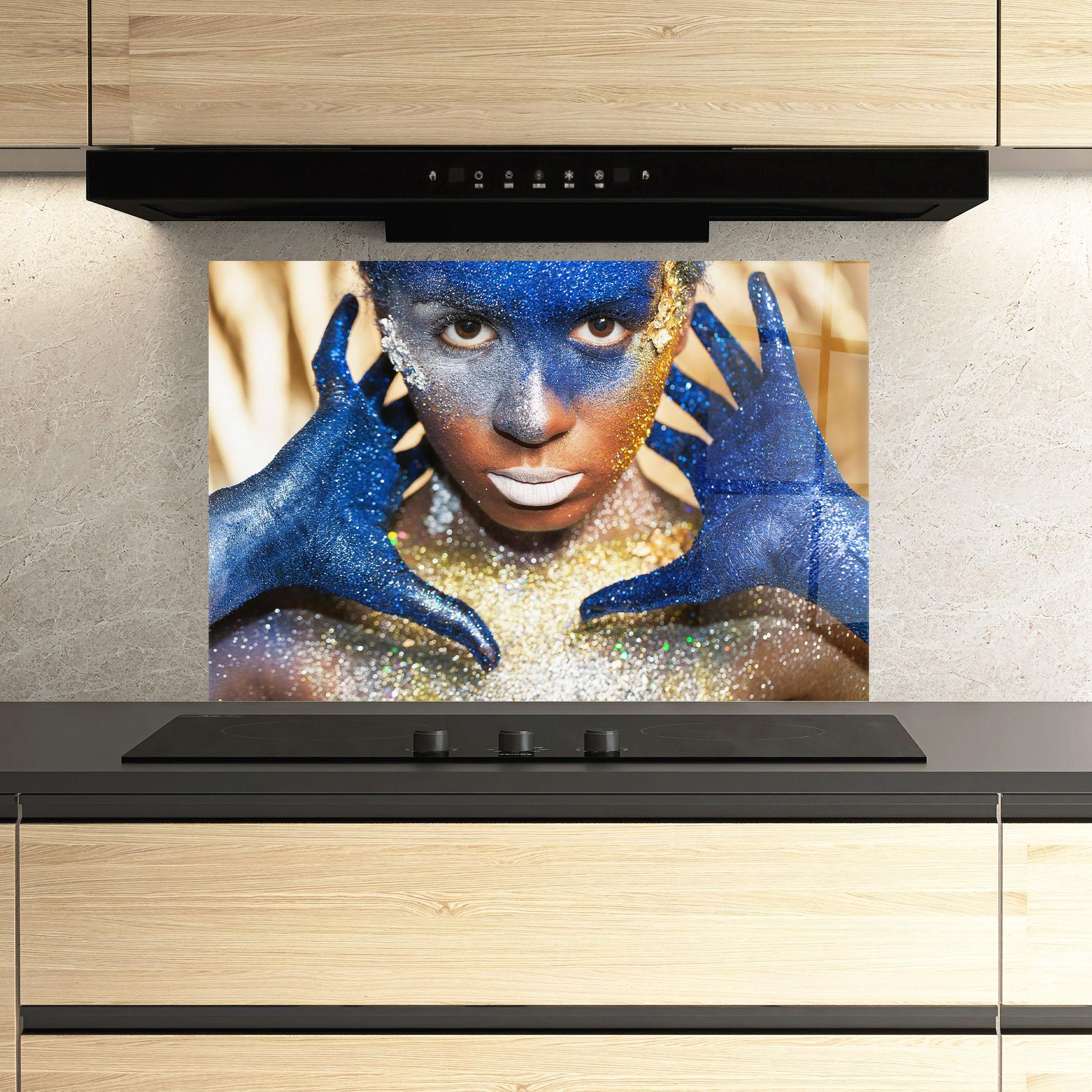 Küchenrückwand Glas Glue Gold Glitter mockup 3