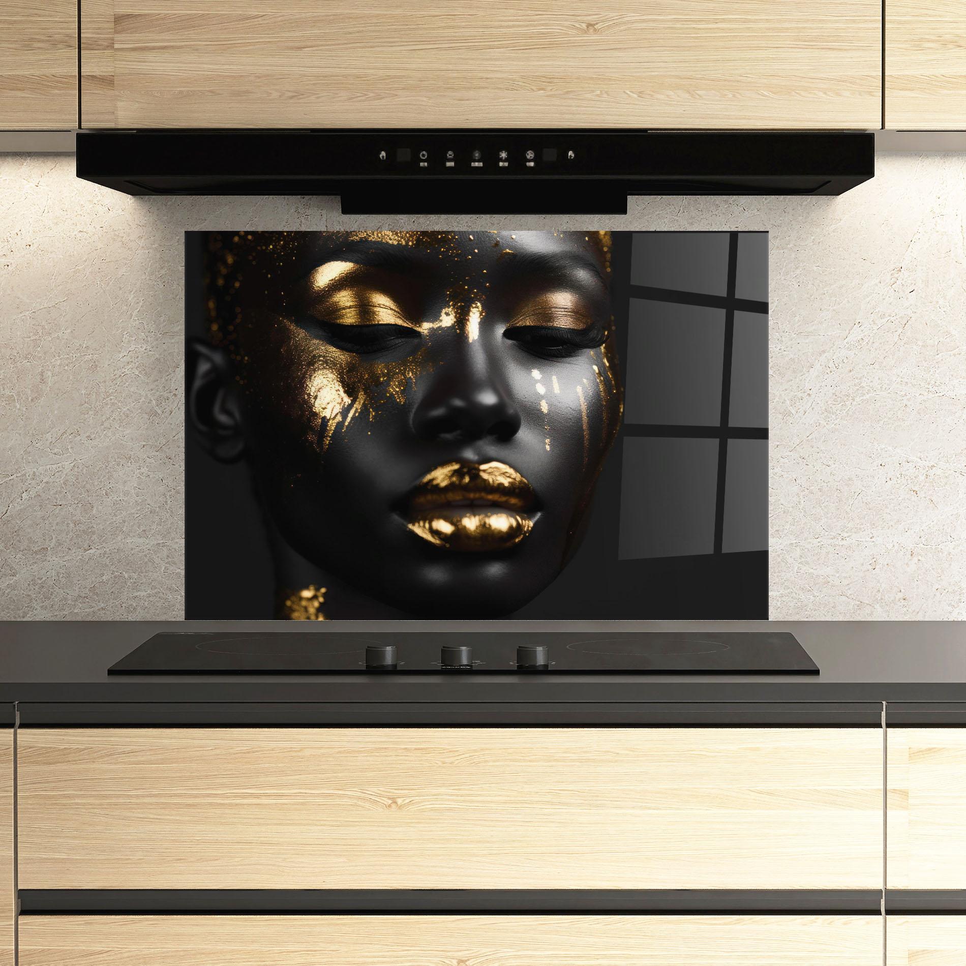 Küchenrückwand Glas Gold Eyes Makeup mockup 3