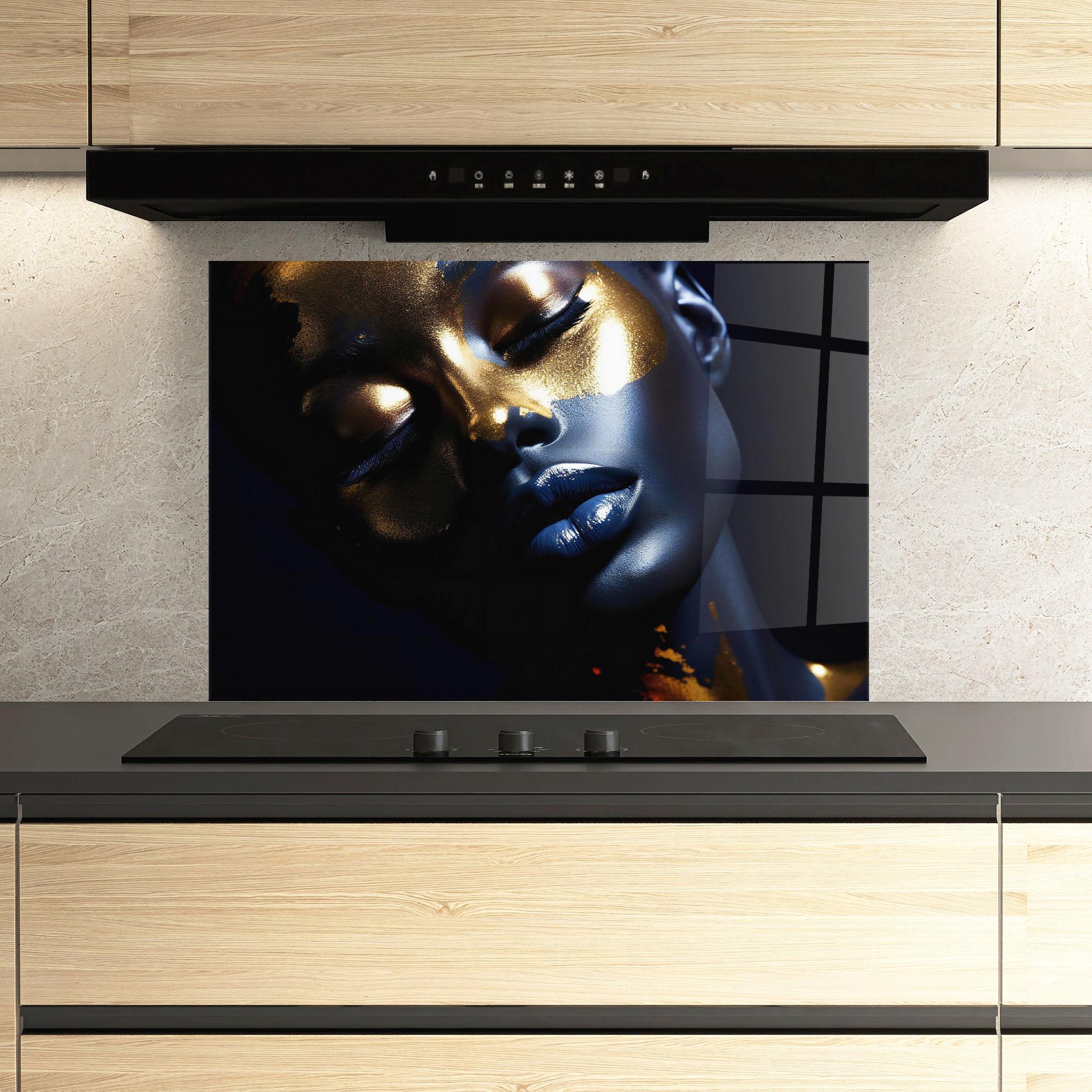 Küchenrückwand Glas Pretty Gold Makeup mockup 3