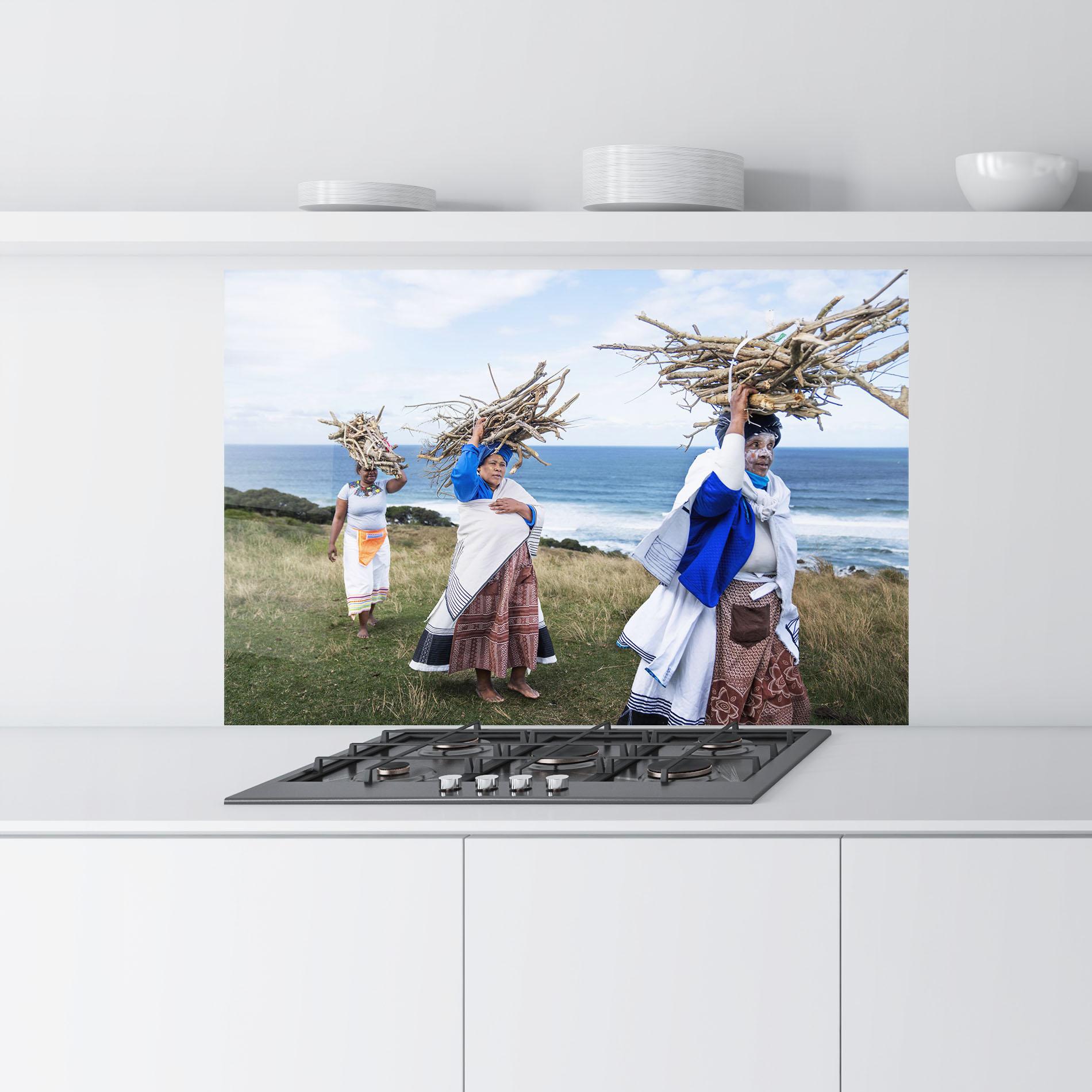 Küchenrückwand Glas Indigenous People mockup 9