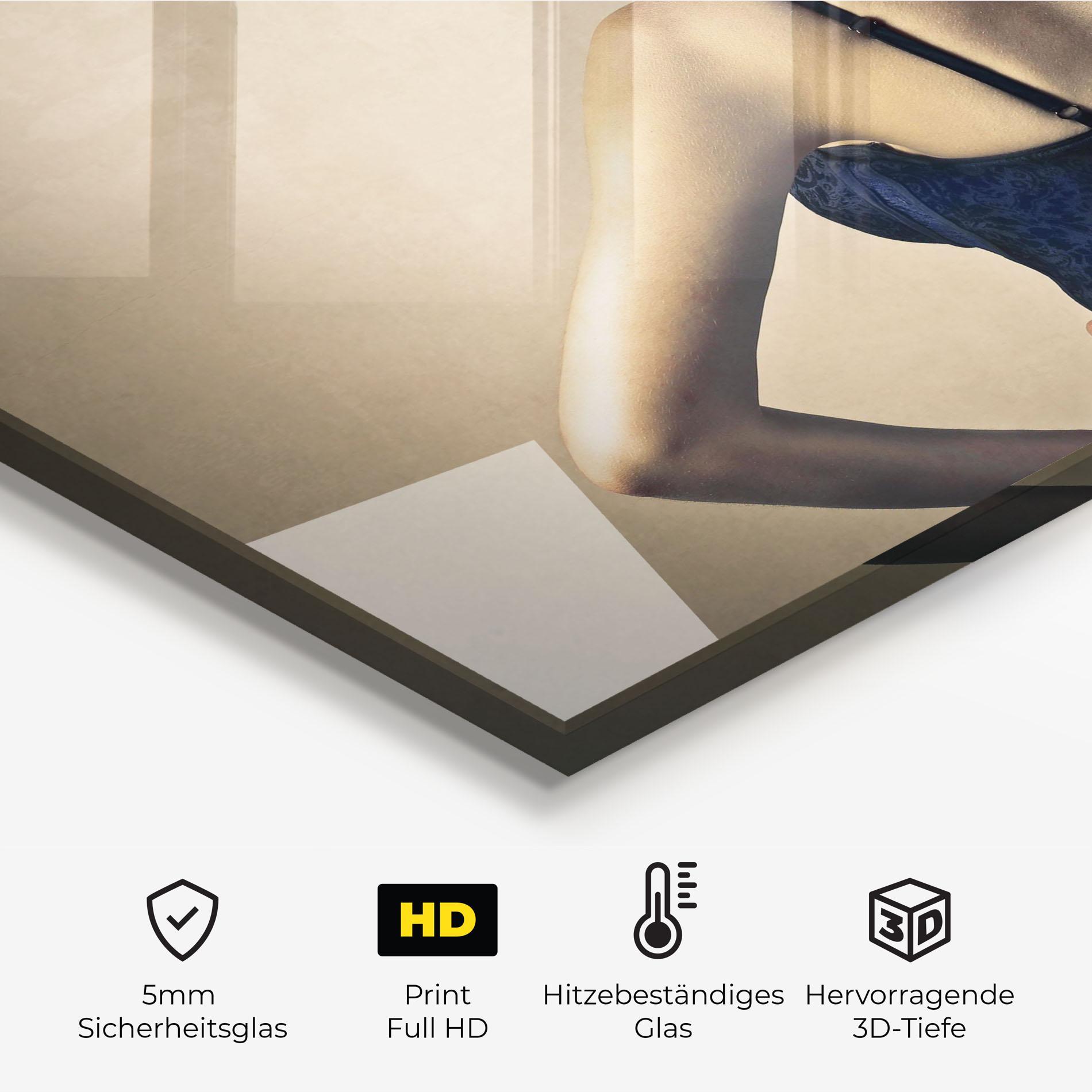 Küchenrückwand Glas Pin Up Girl mockup 2