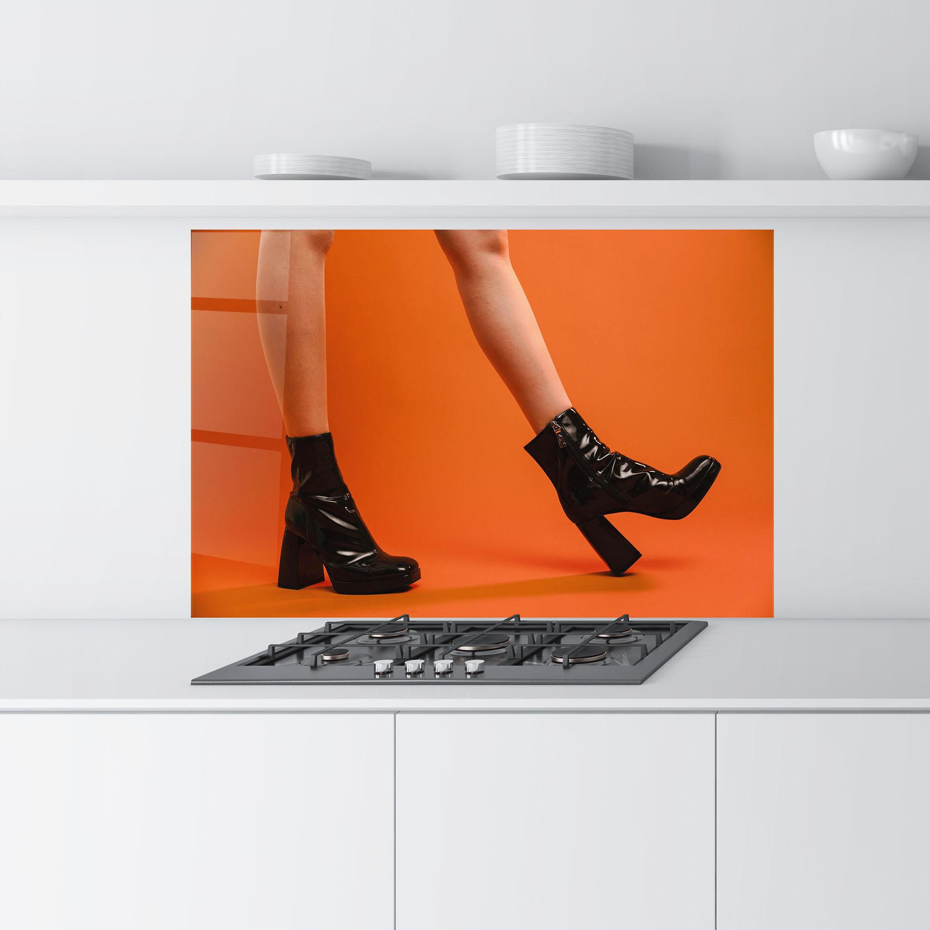 Küchenrückwand Glas Black Boots On Orange mockup 9