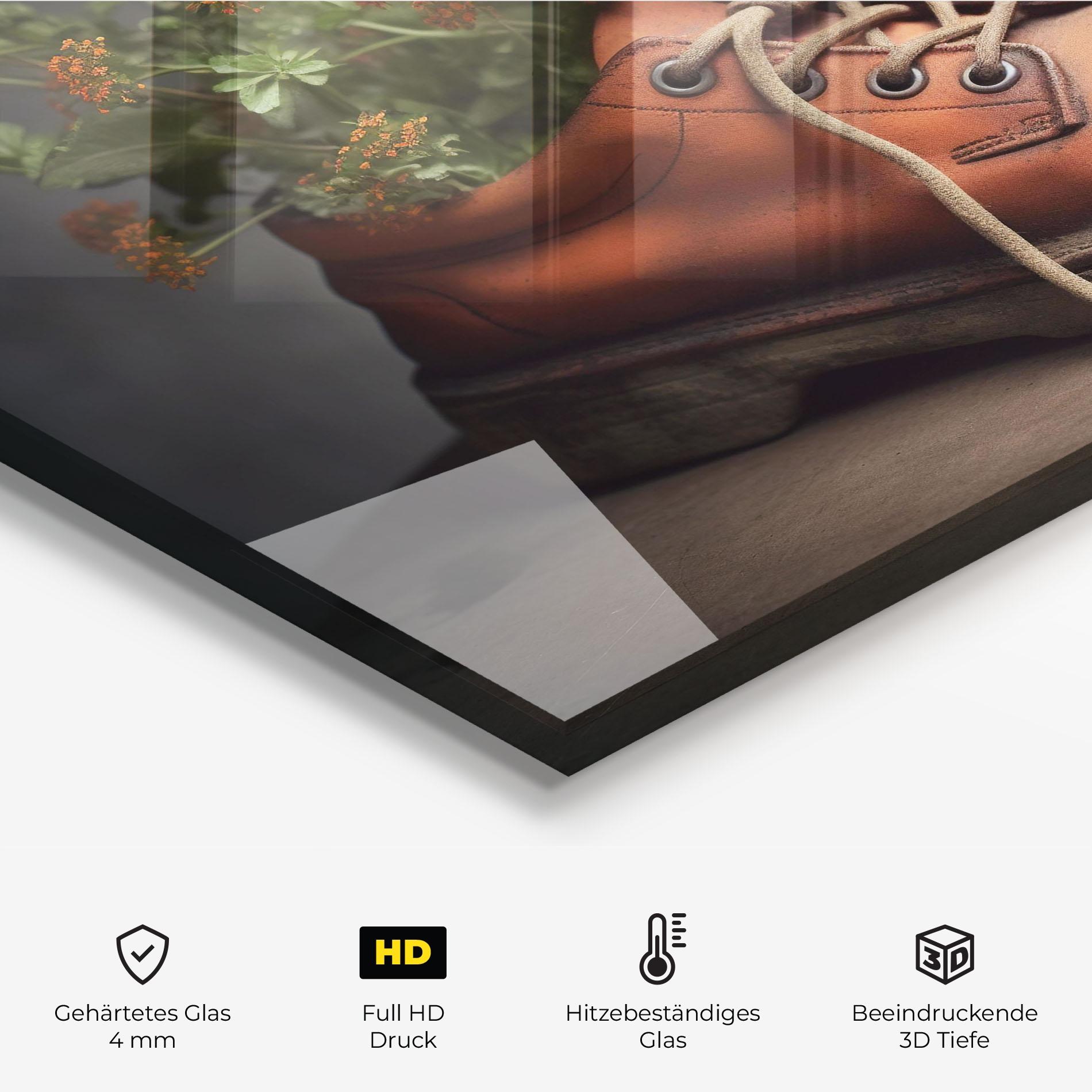 Küchenrückwand Glas Old Boot Spring Flowers mockup 2