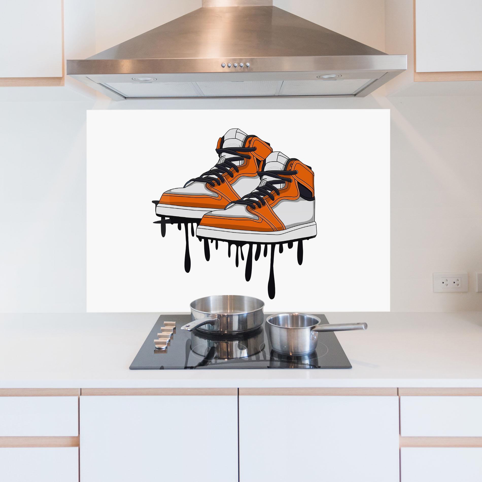 Küchenrückwand Glas Black Liquid Shoe mockup 5