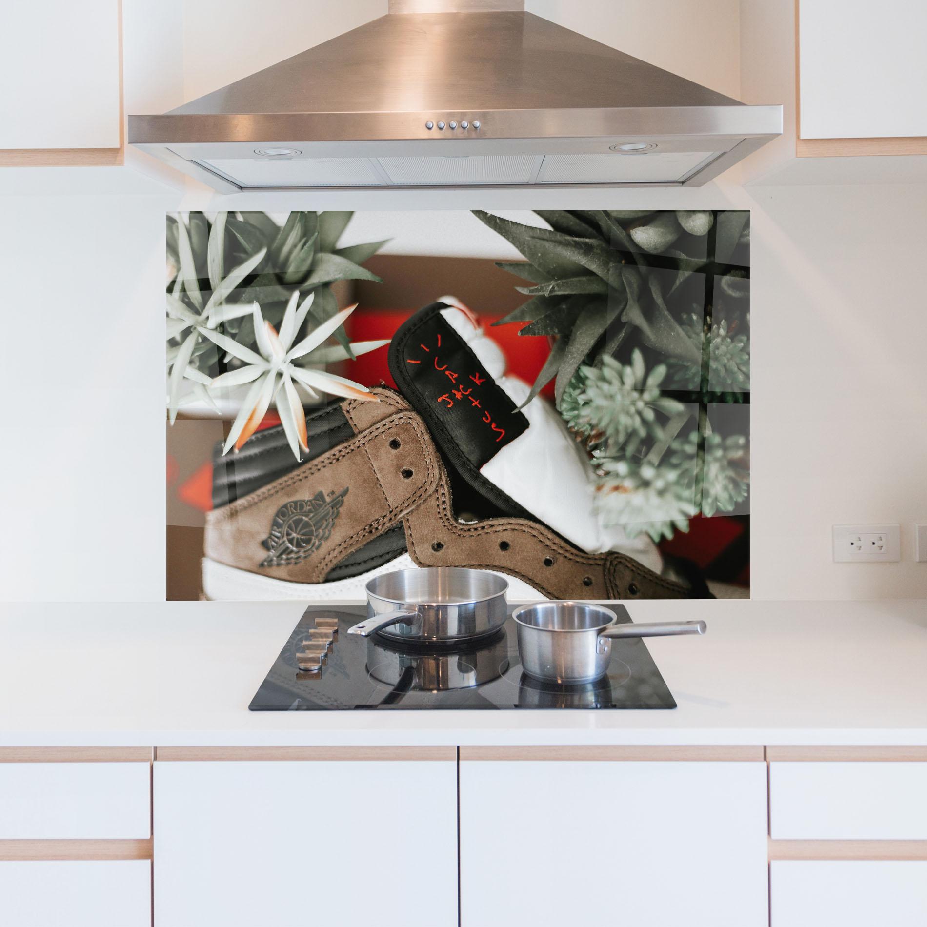 Küchenrückwand Glas Brown Air Jordan mockup 5