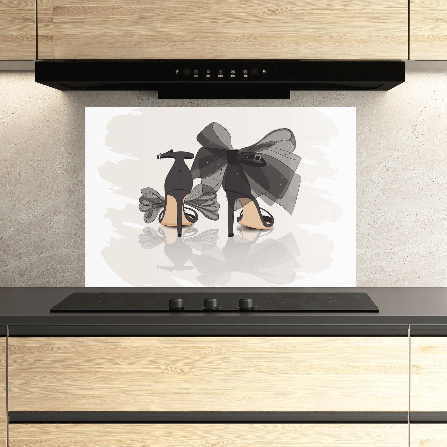 Küchenrückwand Glas Black Bow Heels mockup 3