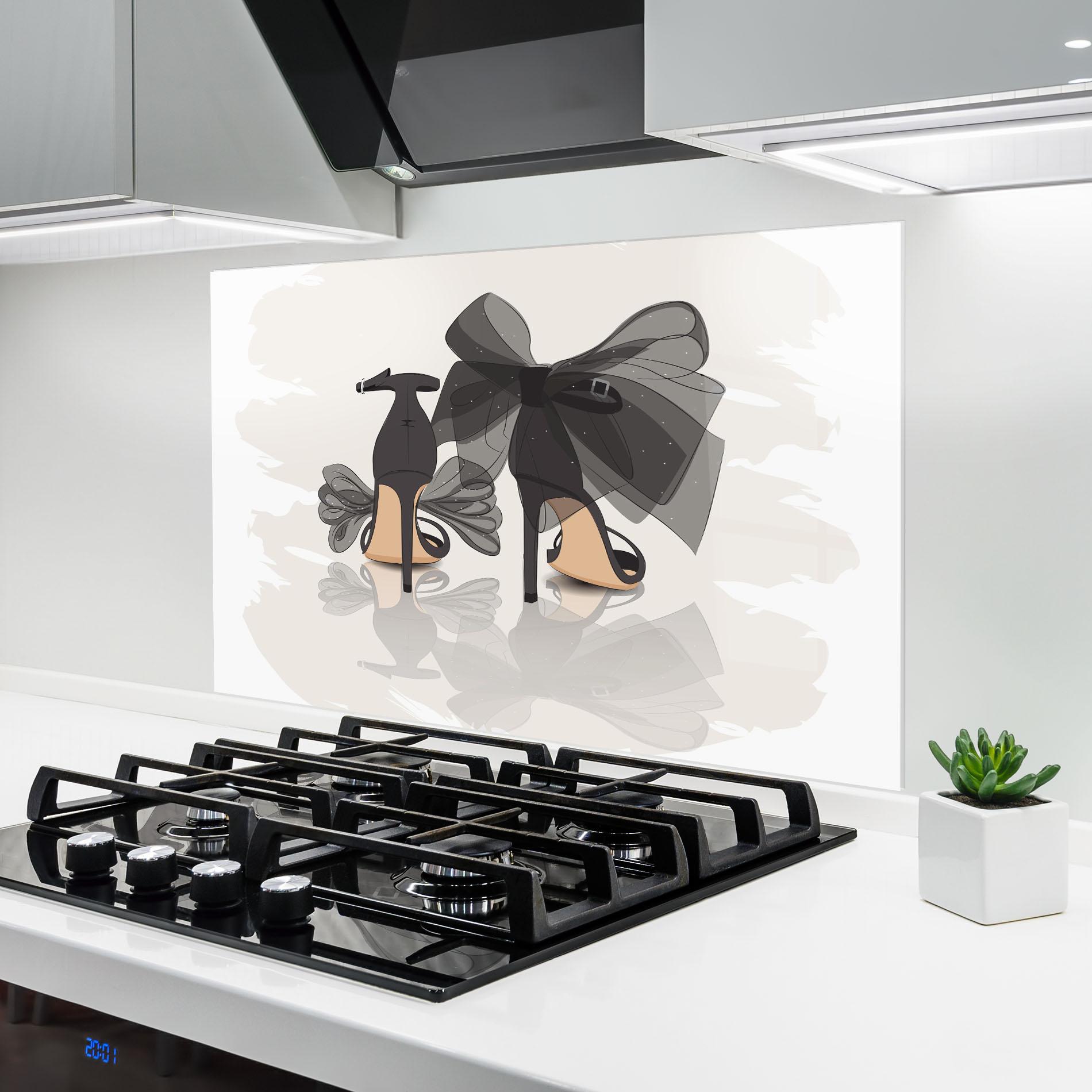Küchenrückwand Glas Black Bow Heels mockup 6