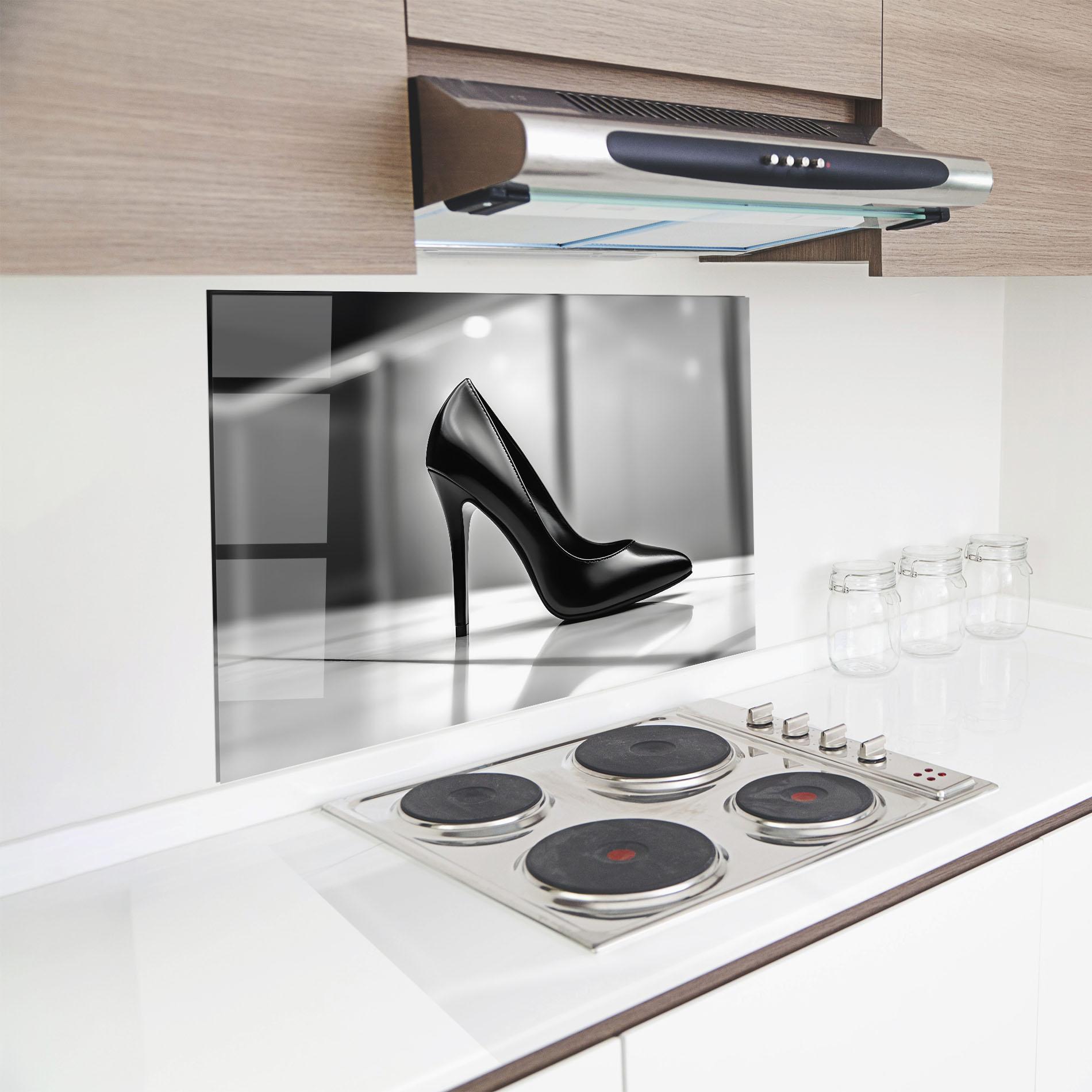 Küchenrückwand Glas Black Unique Design mockup 8