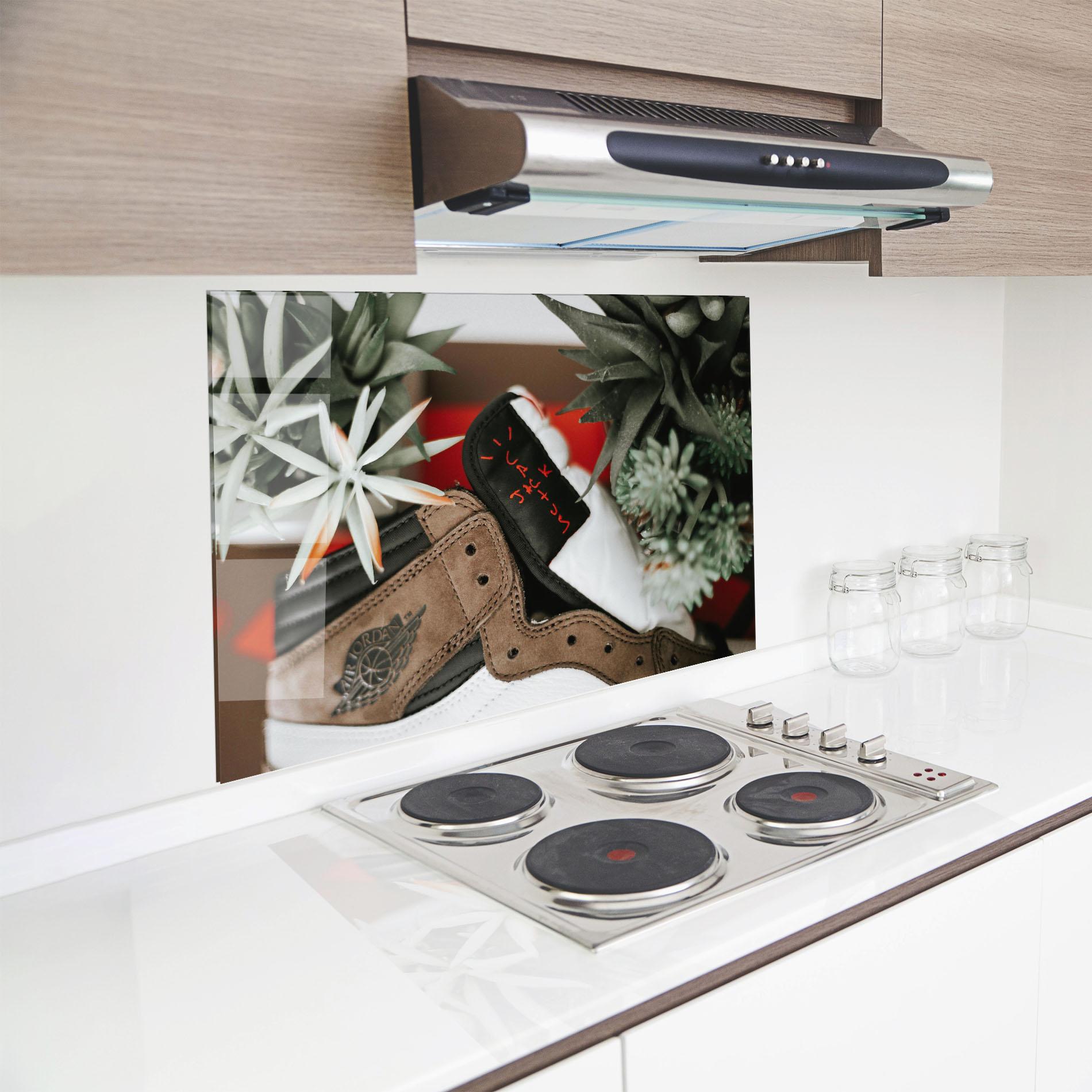 Küchenrückwand Glas Brown Air Jordan mockup 8