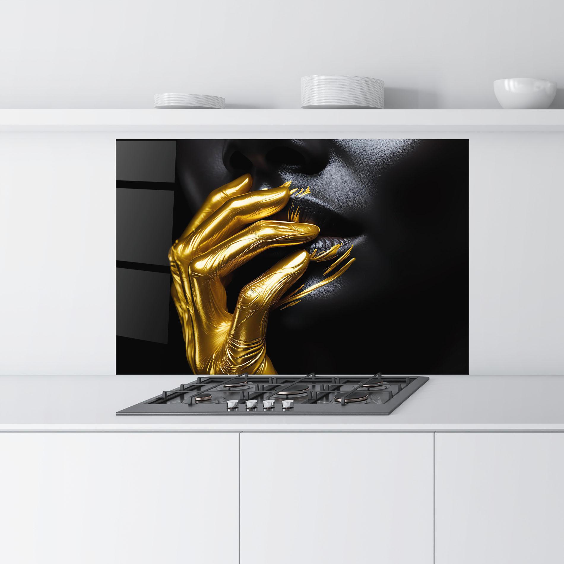 Küchenrückwand Glas Gold Small Hand mockup 9
