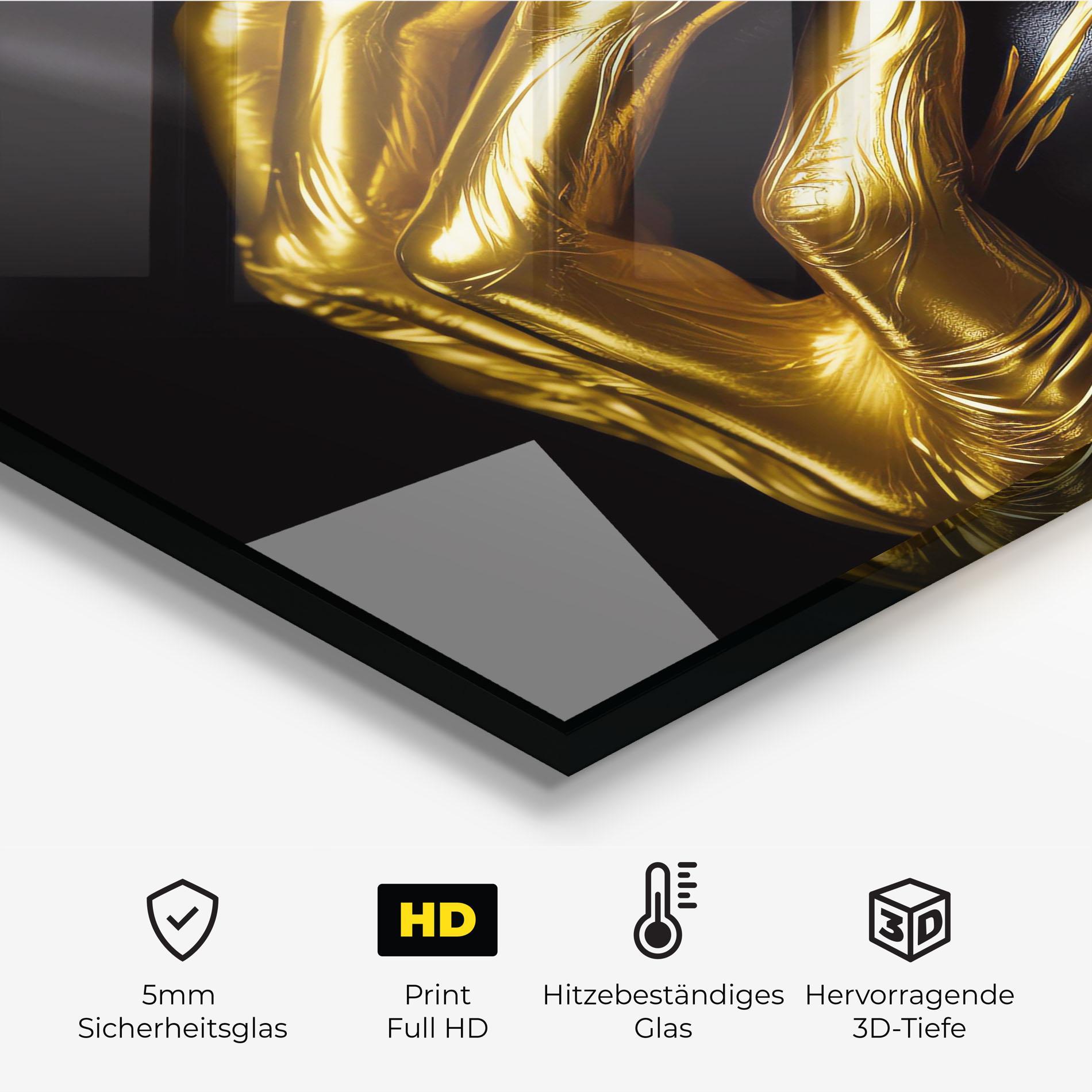 Küchenrückwand Glas Gold Small Hand mockup 2