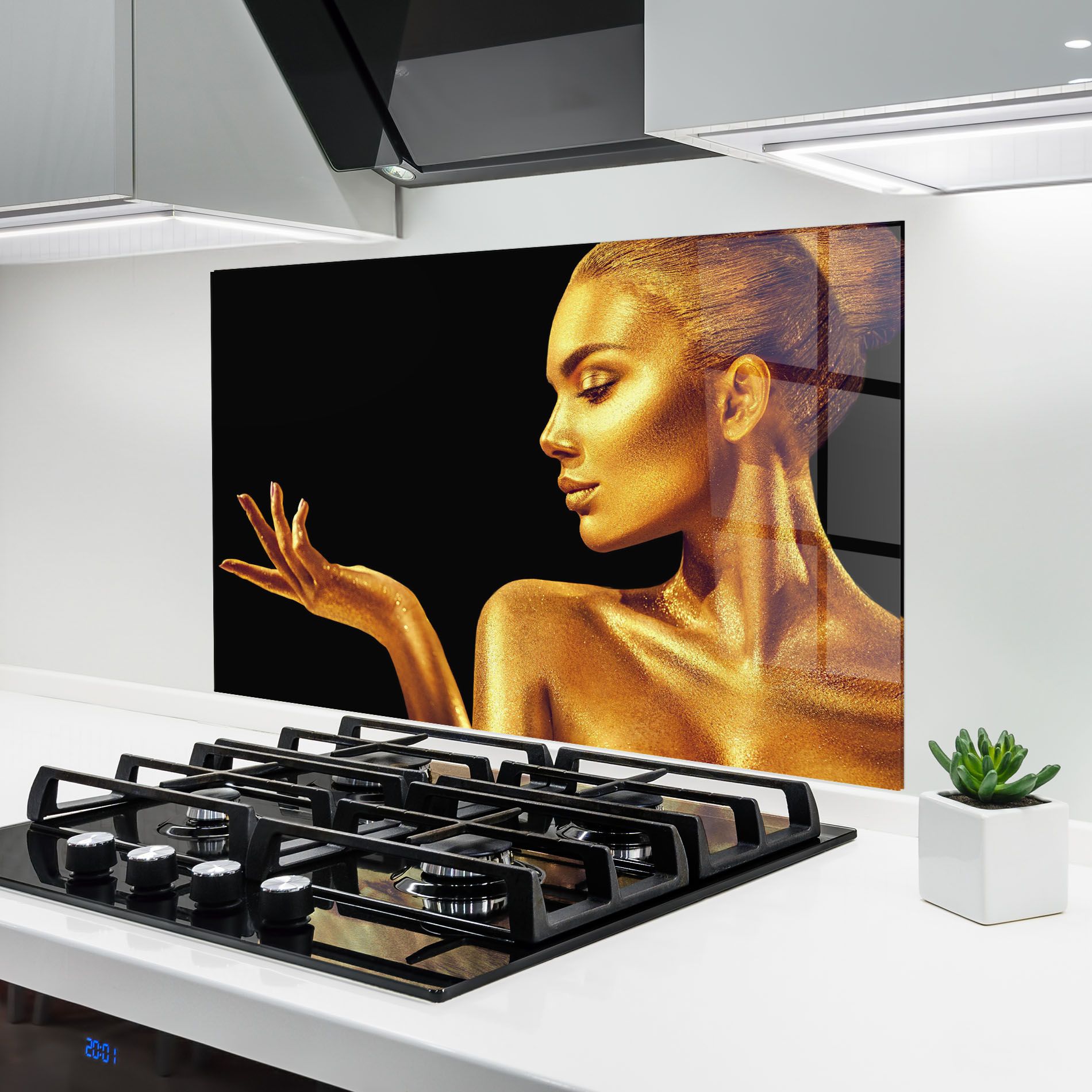 Golden Glamour mockup 6