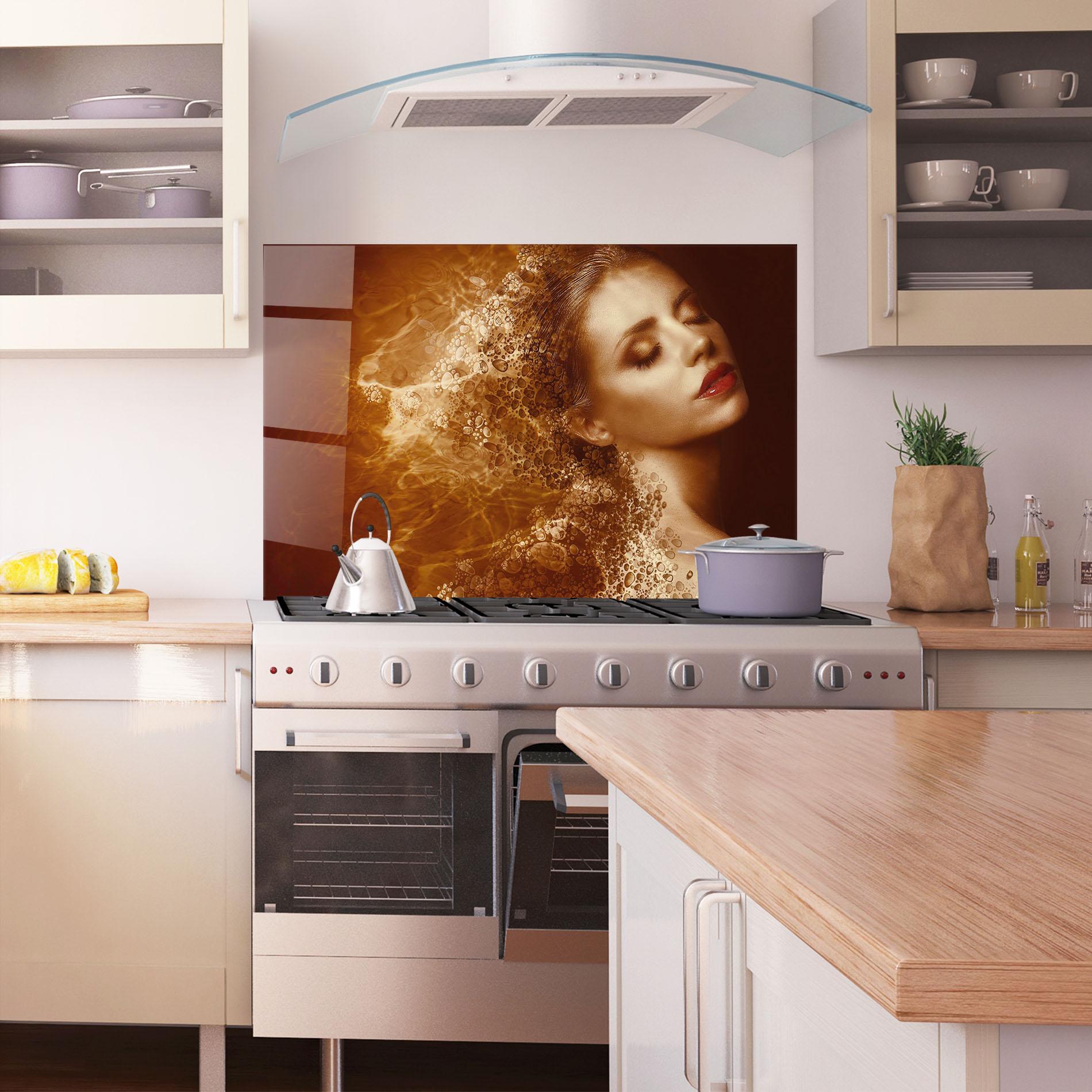 Küchenrückwand Glas Golden Beauty mockup 1