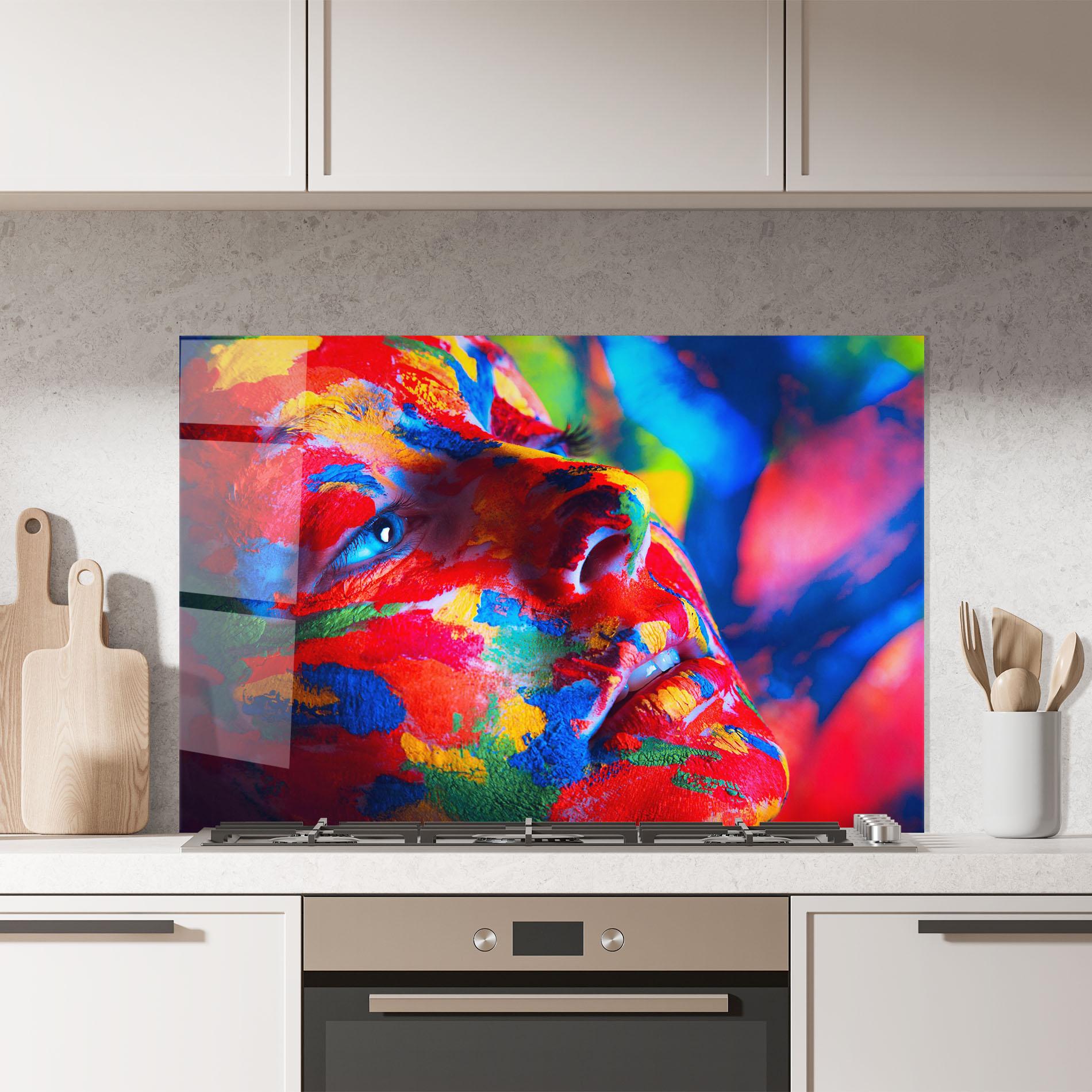 Küchenrückwand Glas Woman Colourful Paint mockup 7