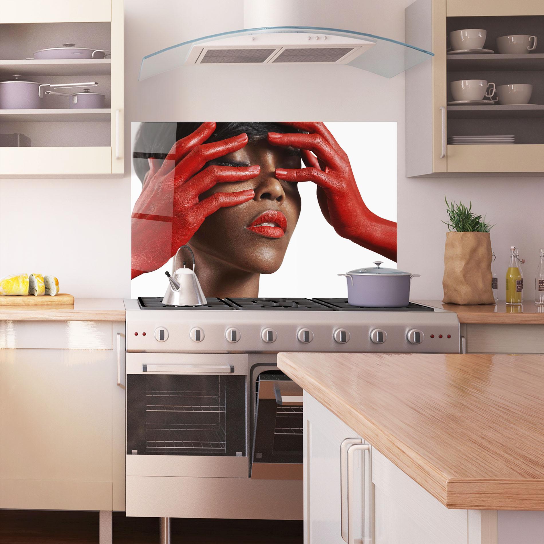 Küchenrückwand Glas Red Hands Woman mockup 1