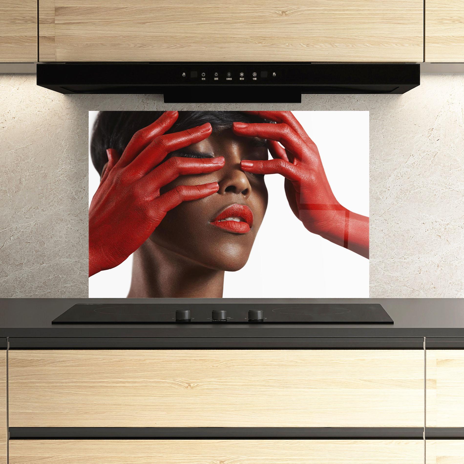 Küchenrückwand Glas Red Hands Woman mockup 3