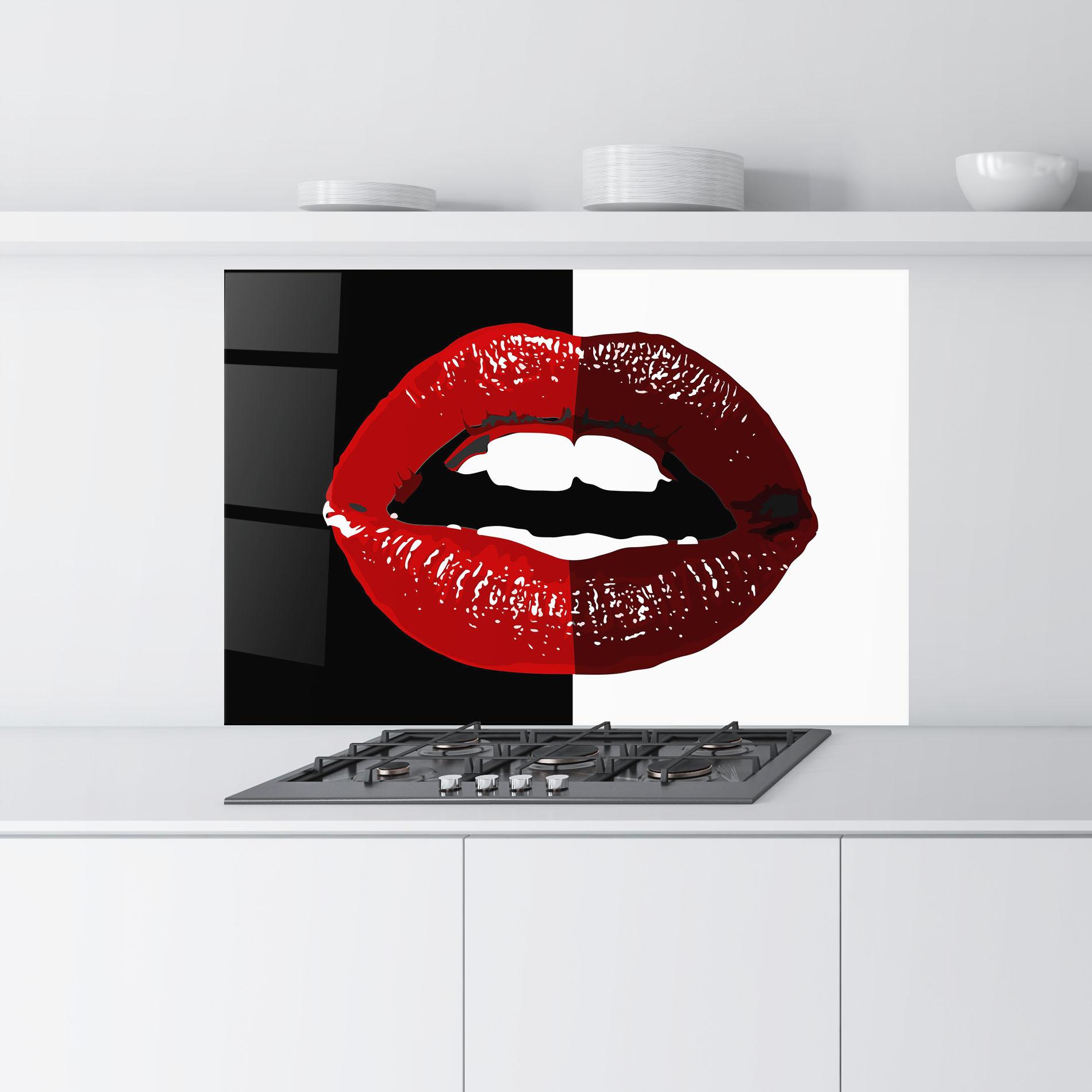 Küchenrückwand Glas Red Shade Lips mockup 9