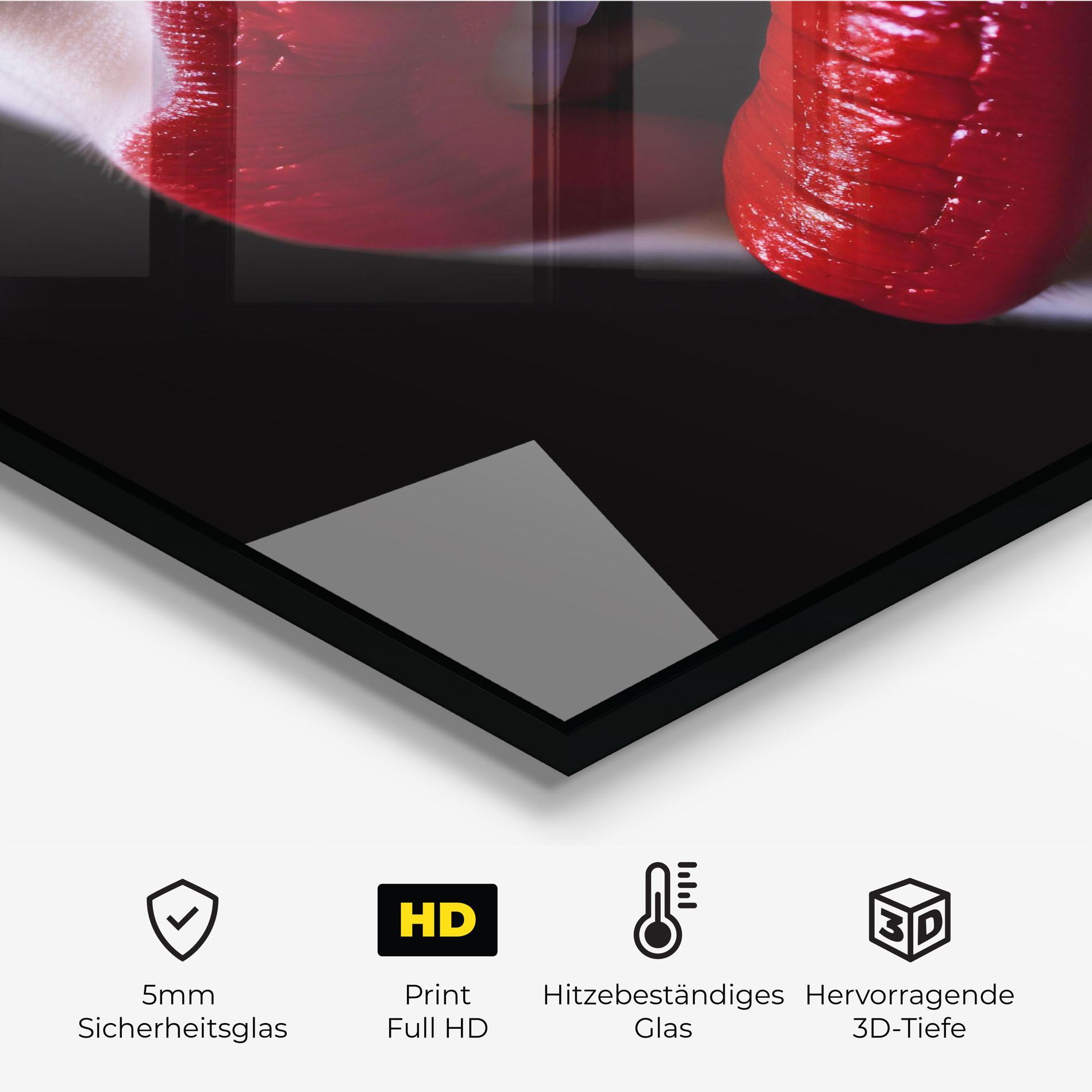 Küchenrückwand Glas Close Up Woman mockup 2