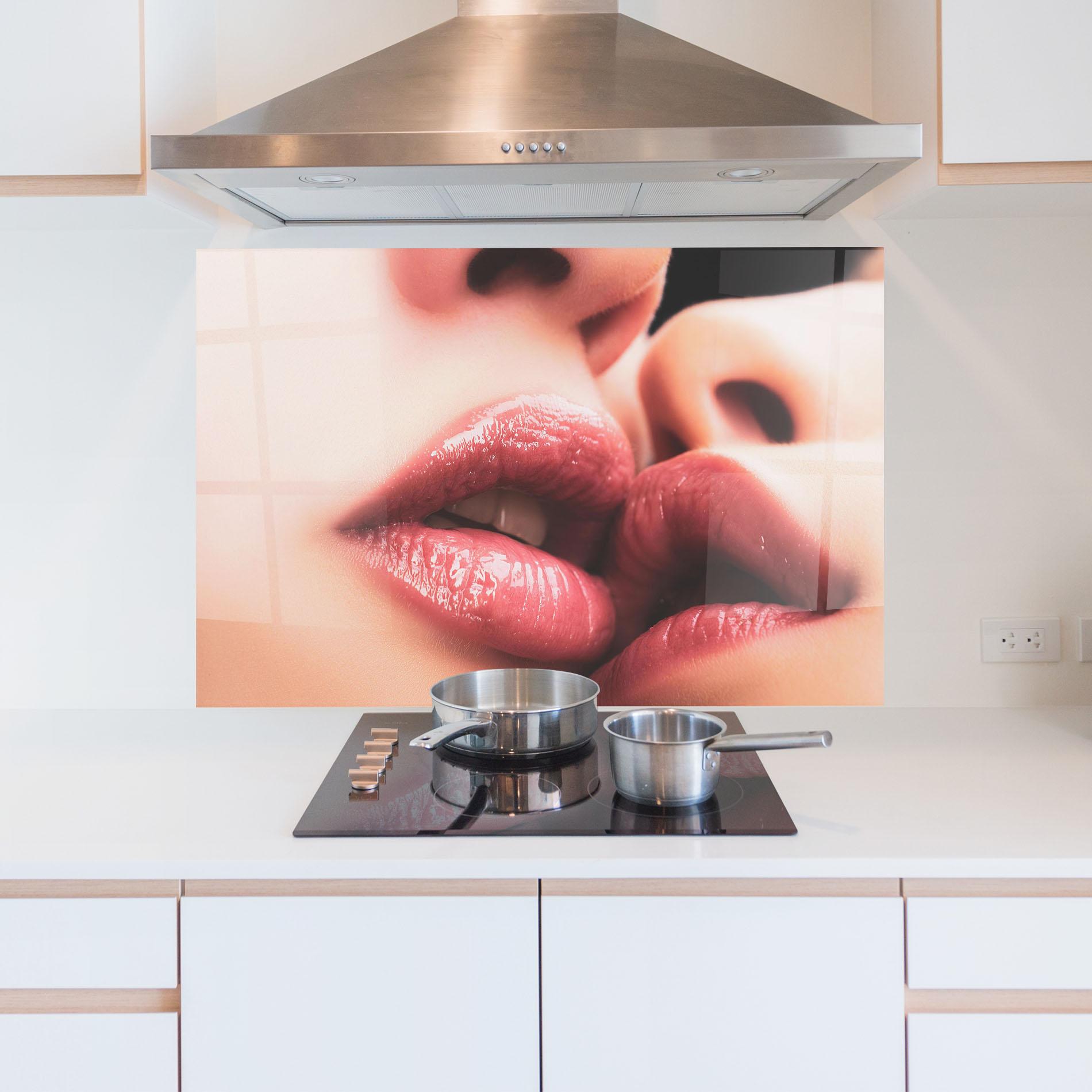 Küchenrückwand Glas Beautiful Lips mockup 5