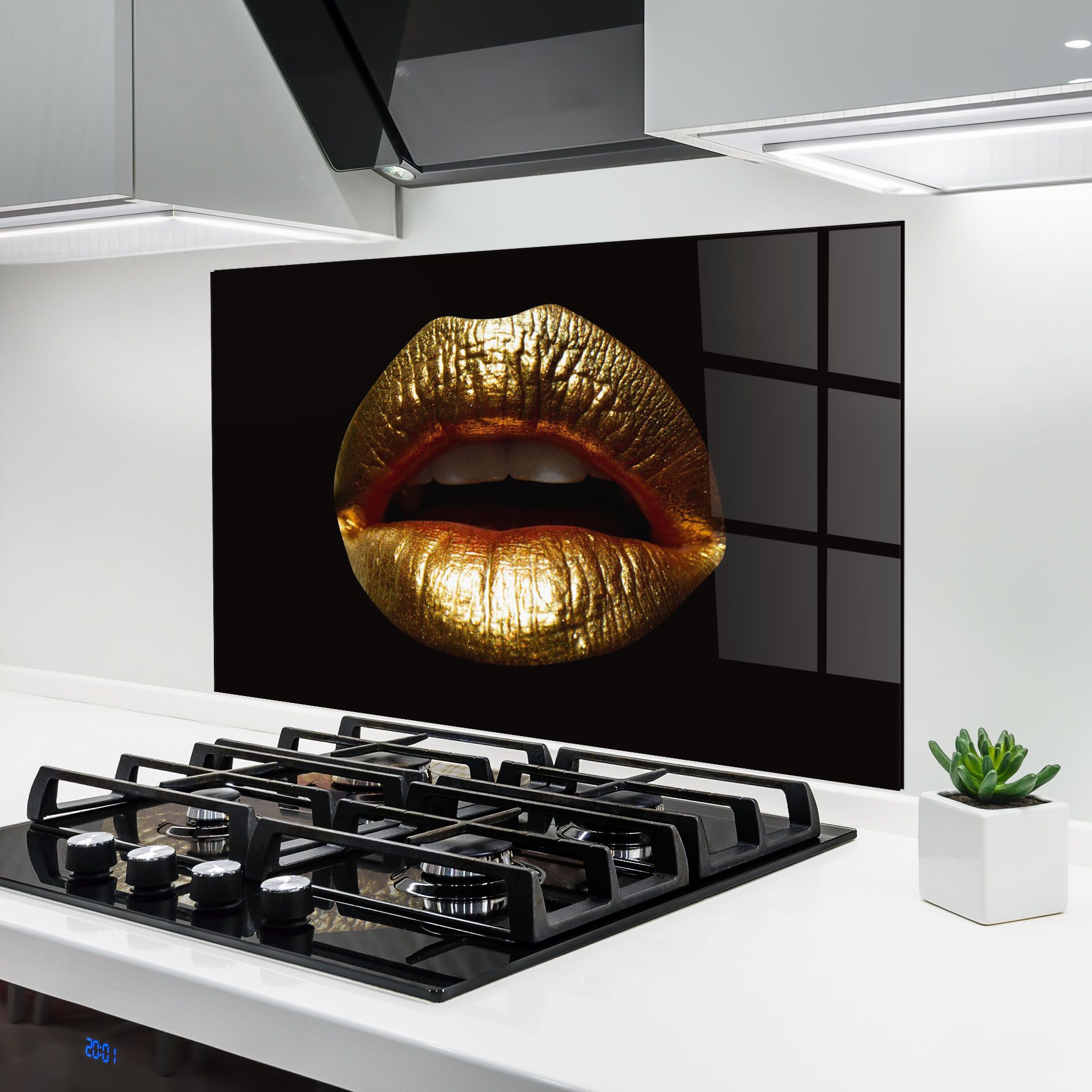 Pretty Gold Lips mockup 6