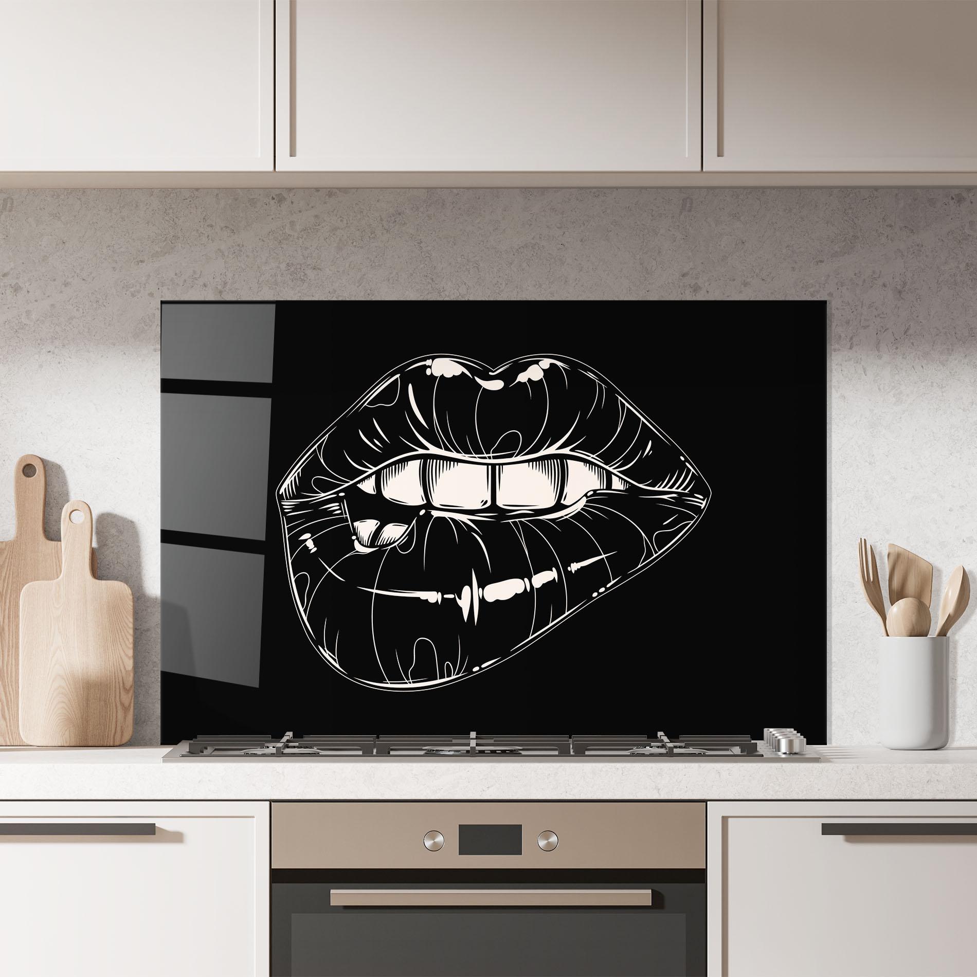 Küchenrückwand Glas Lips On Black Art mockup 7