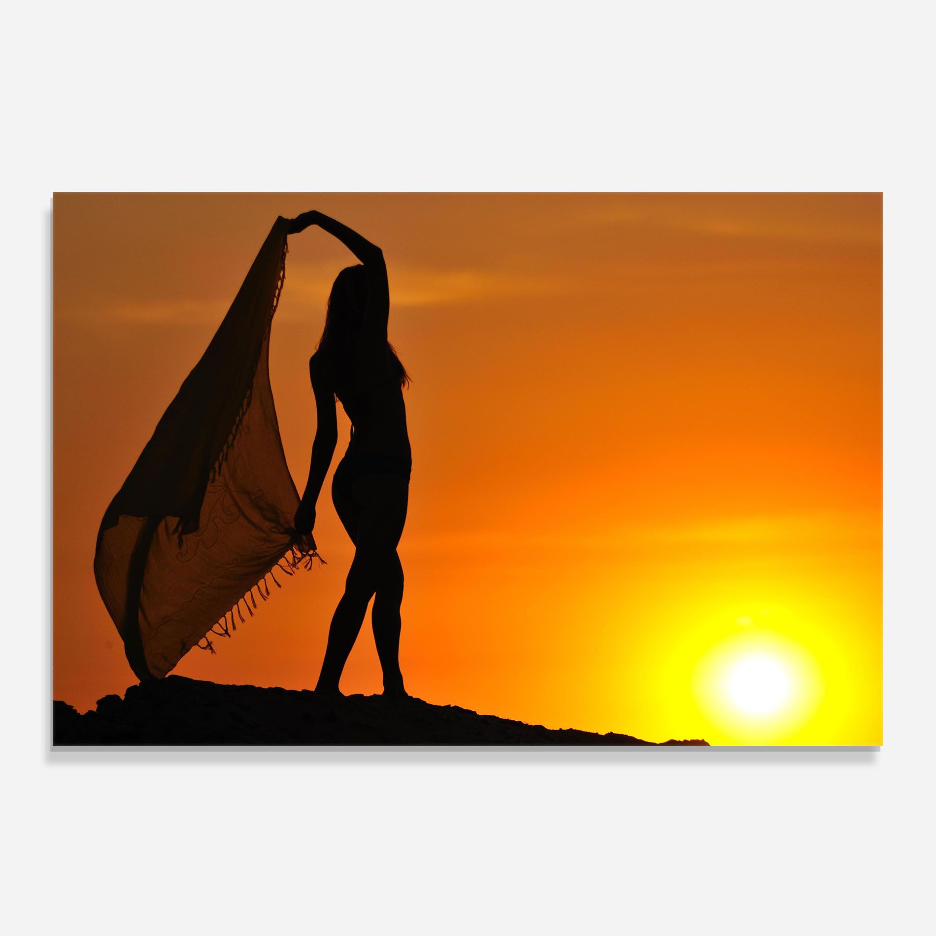 Pareo Raised Sunset mockup 0