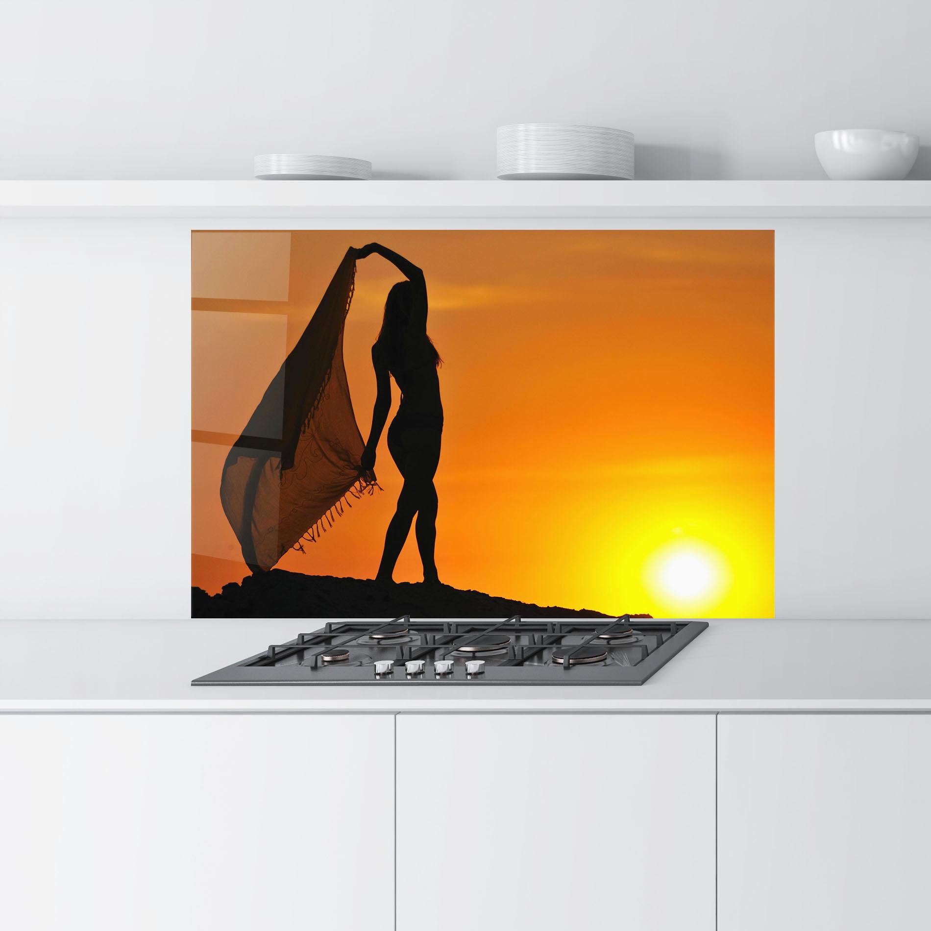 Küchenrückwand Glas Pareo Raised Sunset mockup 9